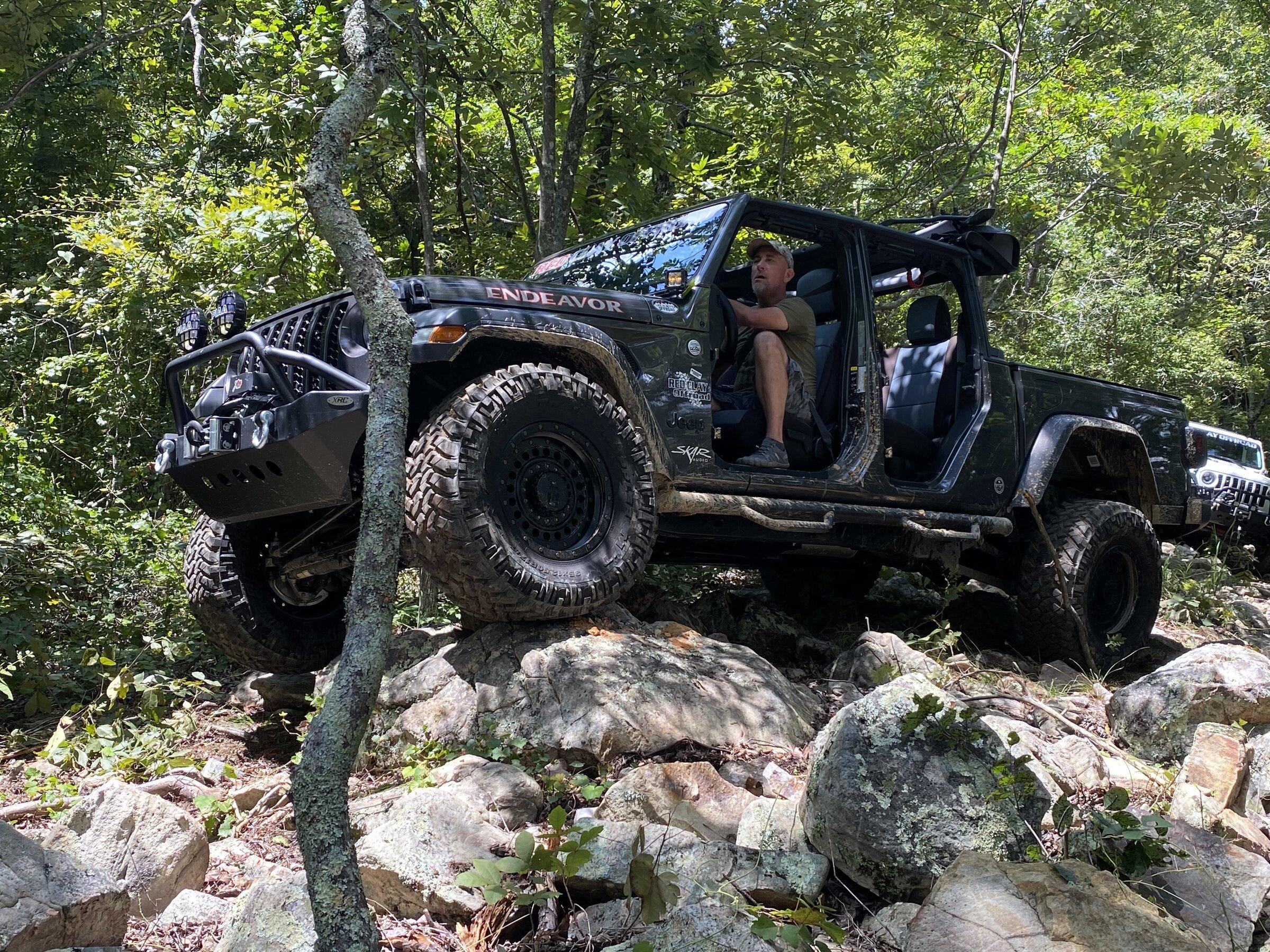 Jeep Gladiator Ready for a lift D4DB2AB4-FC2B-4673-AAC8-EB10FFC404C0