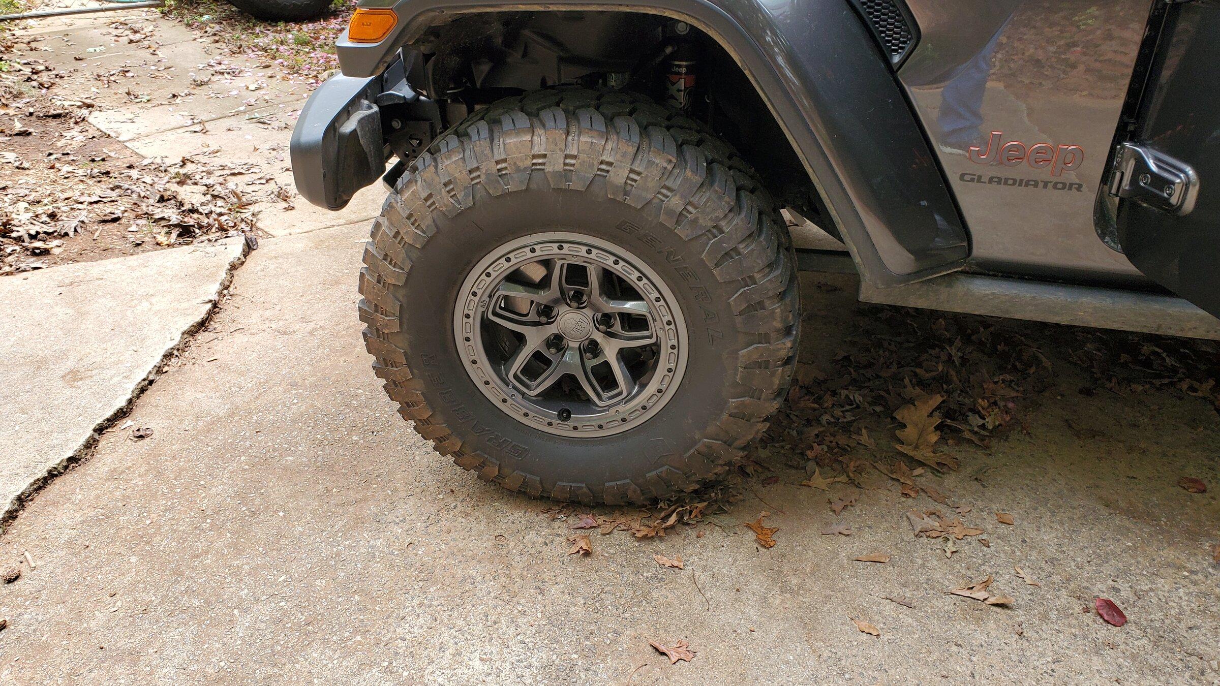 Jeep Gladiator Let’s see granite crystal jt’s with aftermarket wheels please 20211106_125210