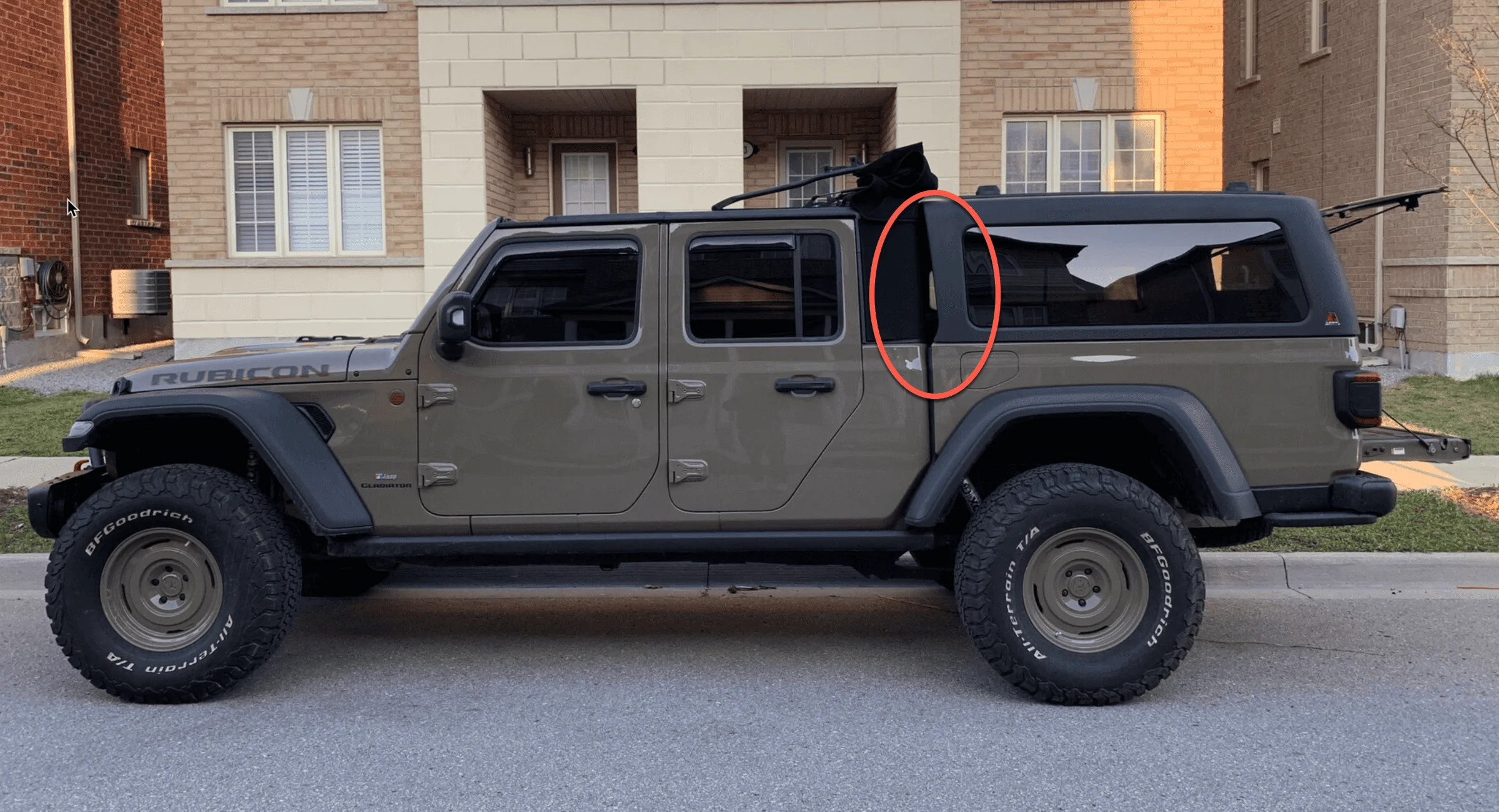 Jeep Gladiator LEER cap , with roof off and soft top 1640124881804