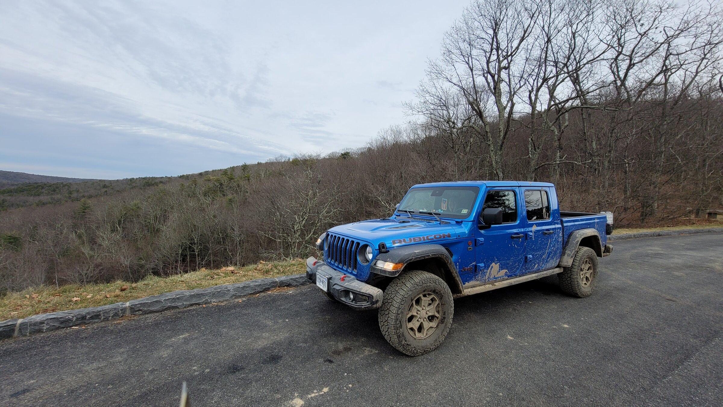 Jeep Gladiator Rocks, Ice, and Mud. Union Springs and Bald Mountain trails 20211221_131057