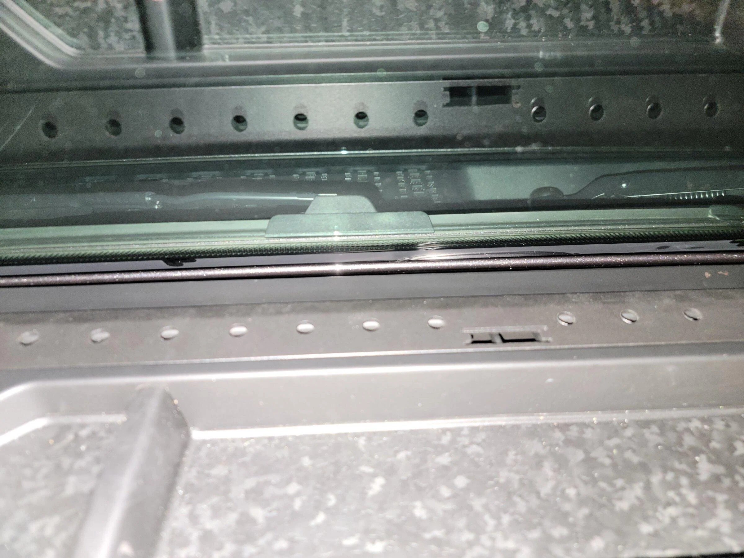 Jeep Gladiator Windshield Defroster fix mod from JL forum 20211221_223152