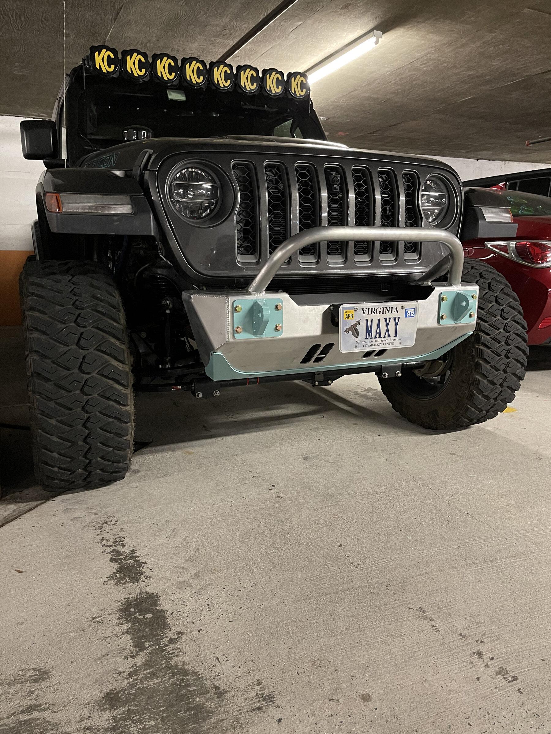 Jeep Gladiator Front License Plate Mounting Ideas... what do you think? IMG_0051