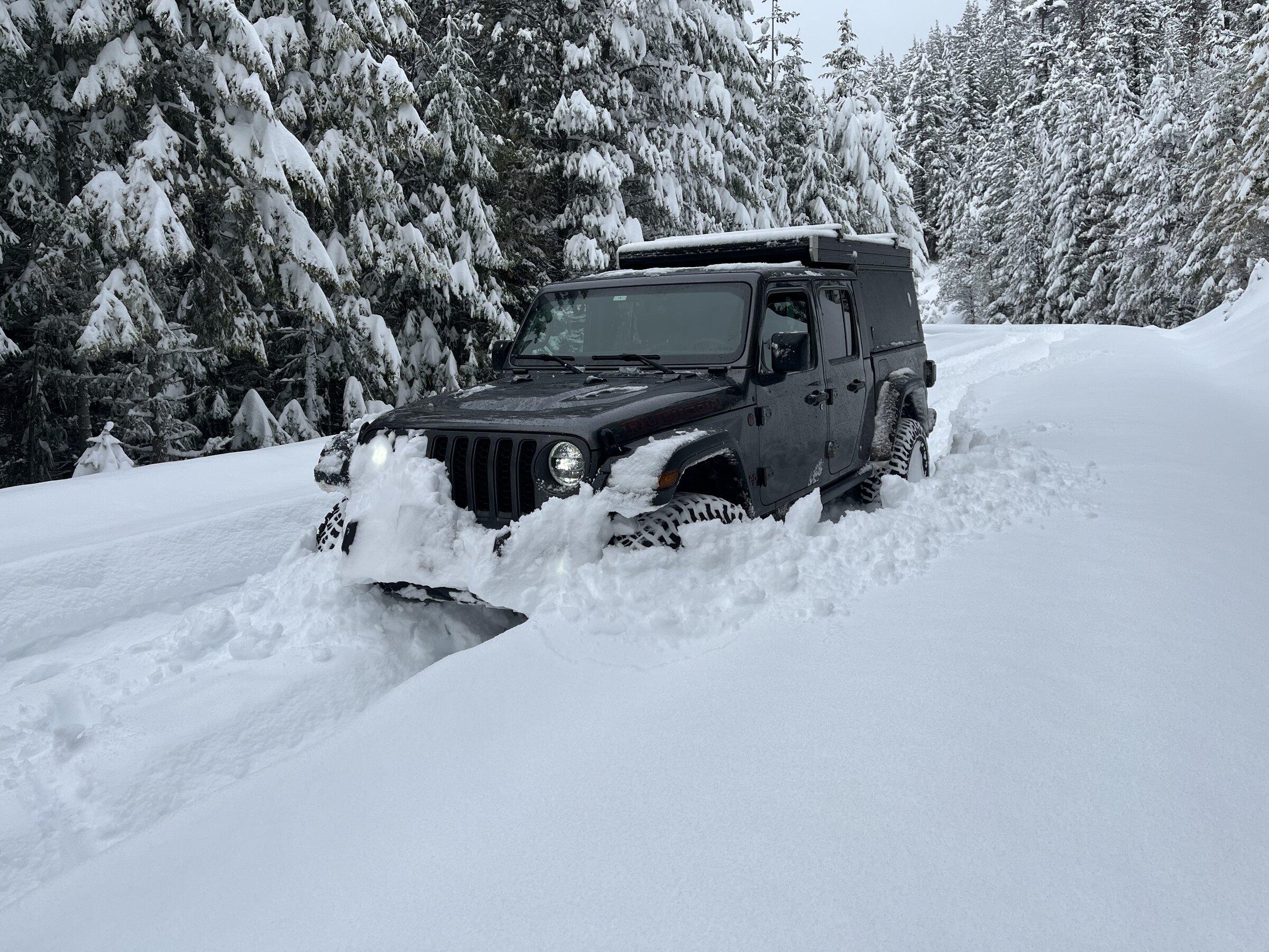 Jeep Gladiator Let's see those winter wheeling shots! ? 012DEBCE-5B34-4642-8EB7-7D3C7A9505AA
