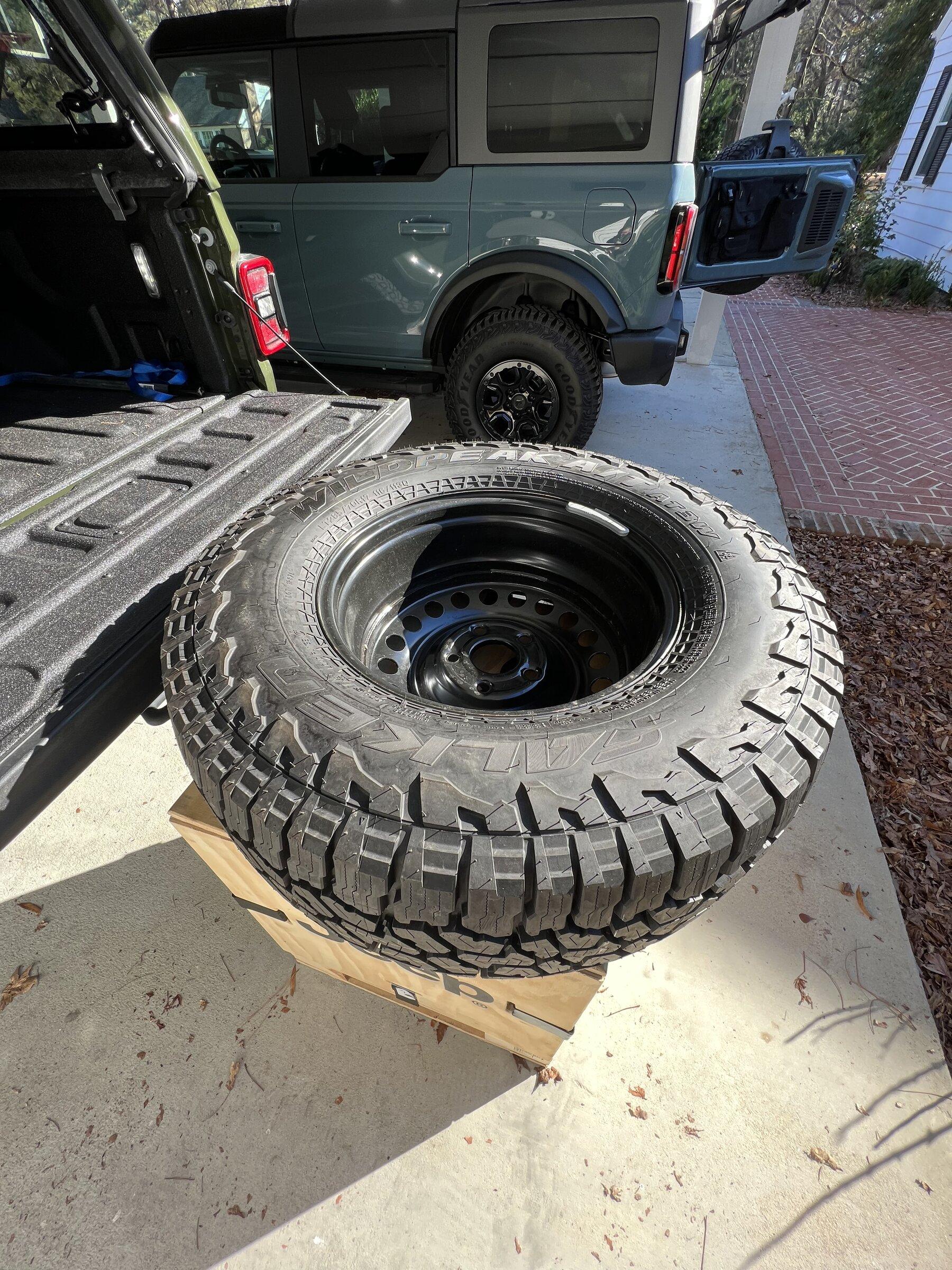 Jeep Gladiator 2021 Rubicon Take Offs Complete Wheel and Tire Set - $1200 OBO 5071E324-BC0C-4B4C-B668-E2F4E4C72341