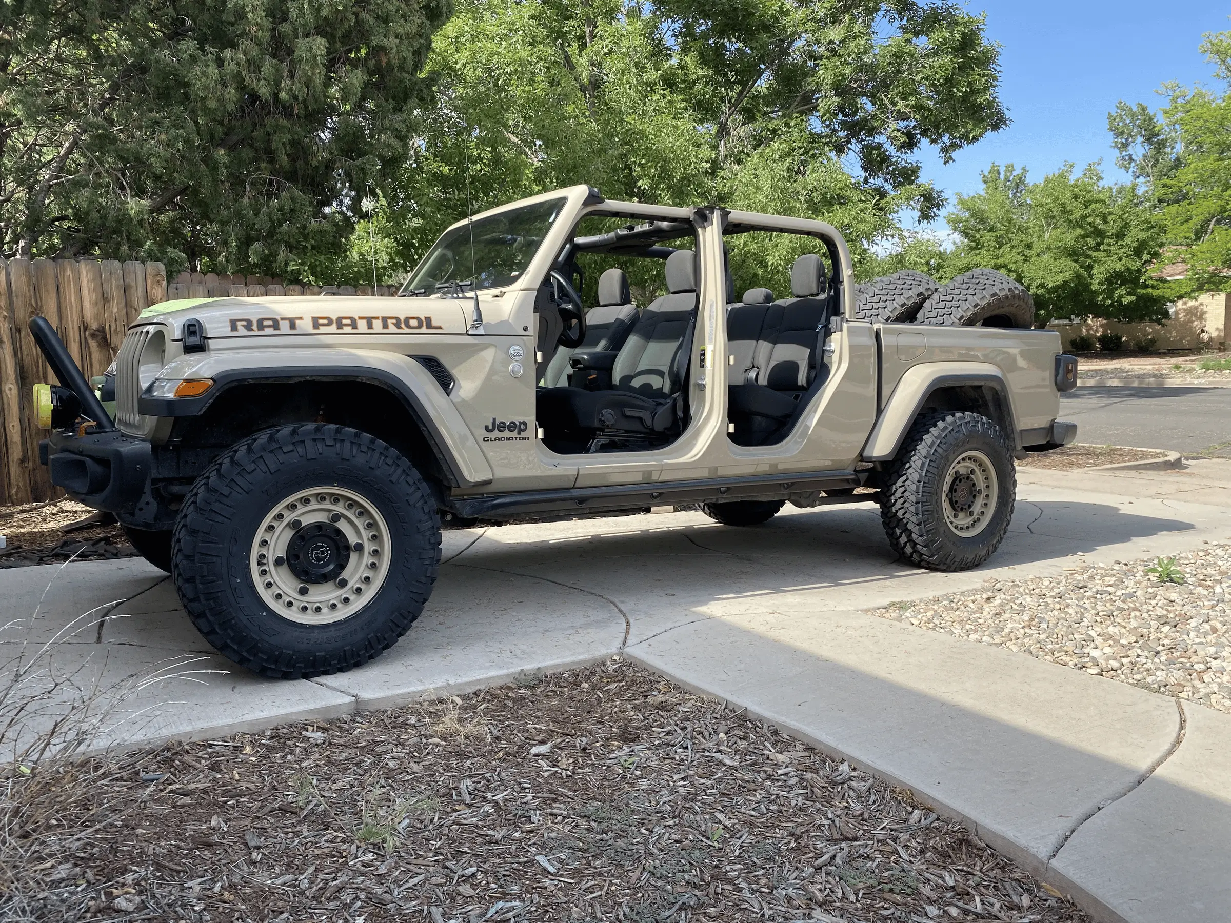 Jeep Gladiator 35s or 37s tempImageydeeX