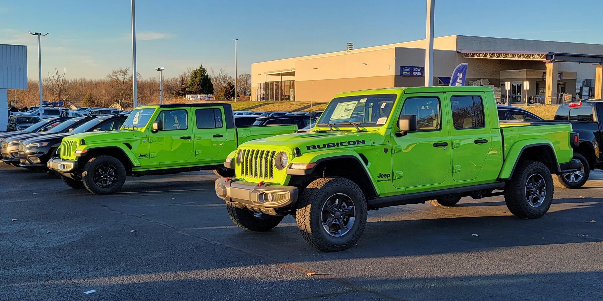Jeep Gladiator You're JT is ready for pick-up @ GUPTON MOTORS... !!! 20211223_160010