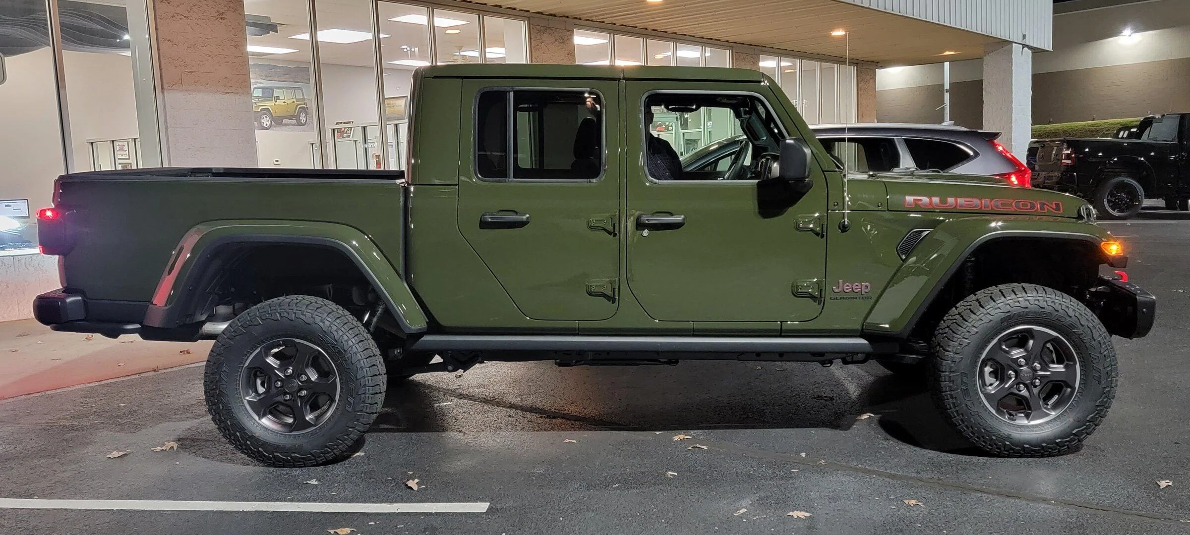 Jeep Gladiator You're JT is ready for pick-up @ GUPTON MOTORS... !!! 20211222_184012
