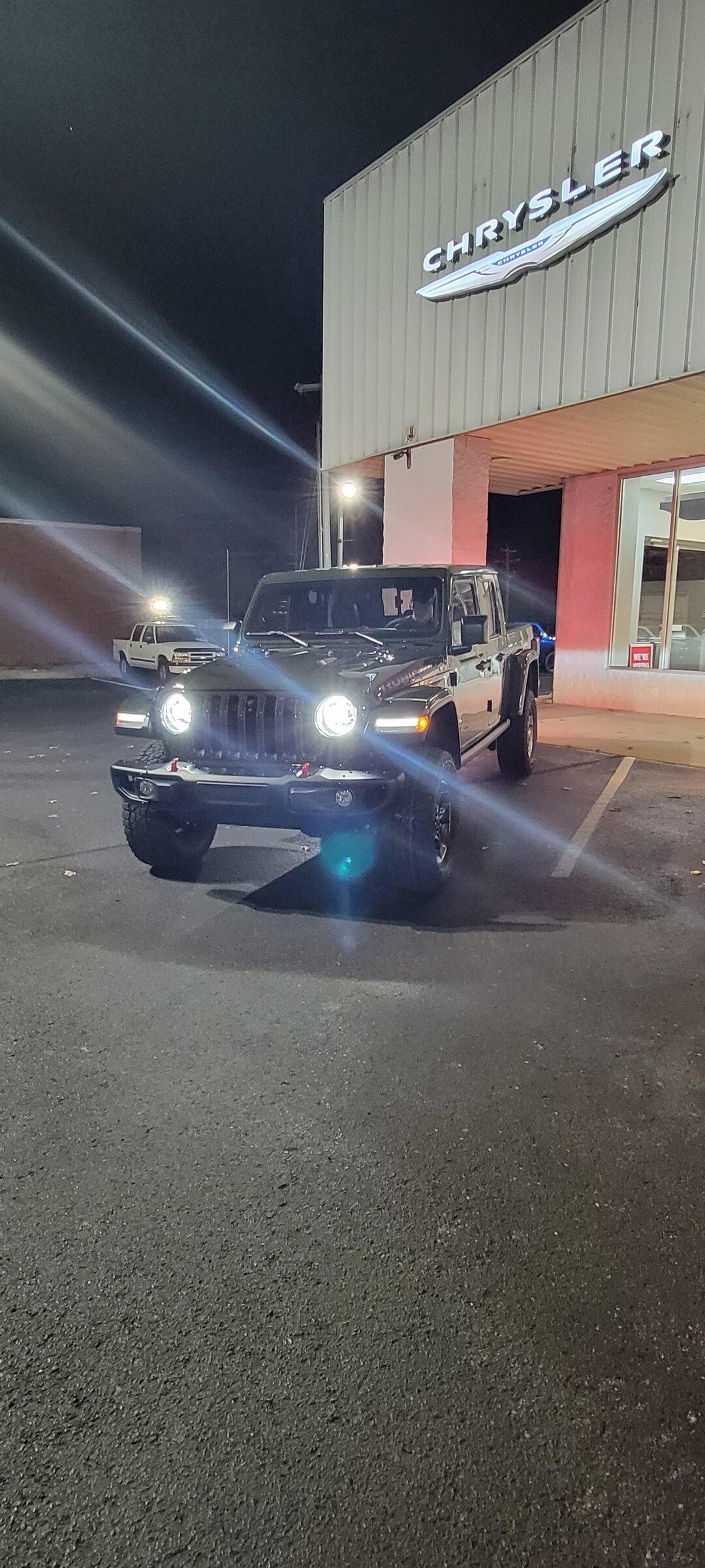 Jeep Gladiator You're JT is ready for pick-up @ GUPTON MOTORS... !!! 20211222_183937