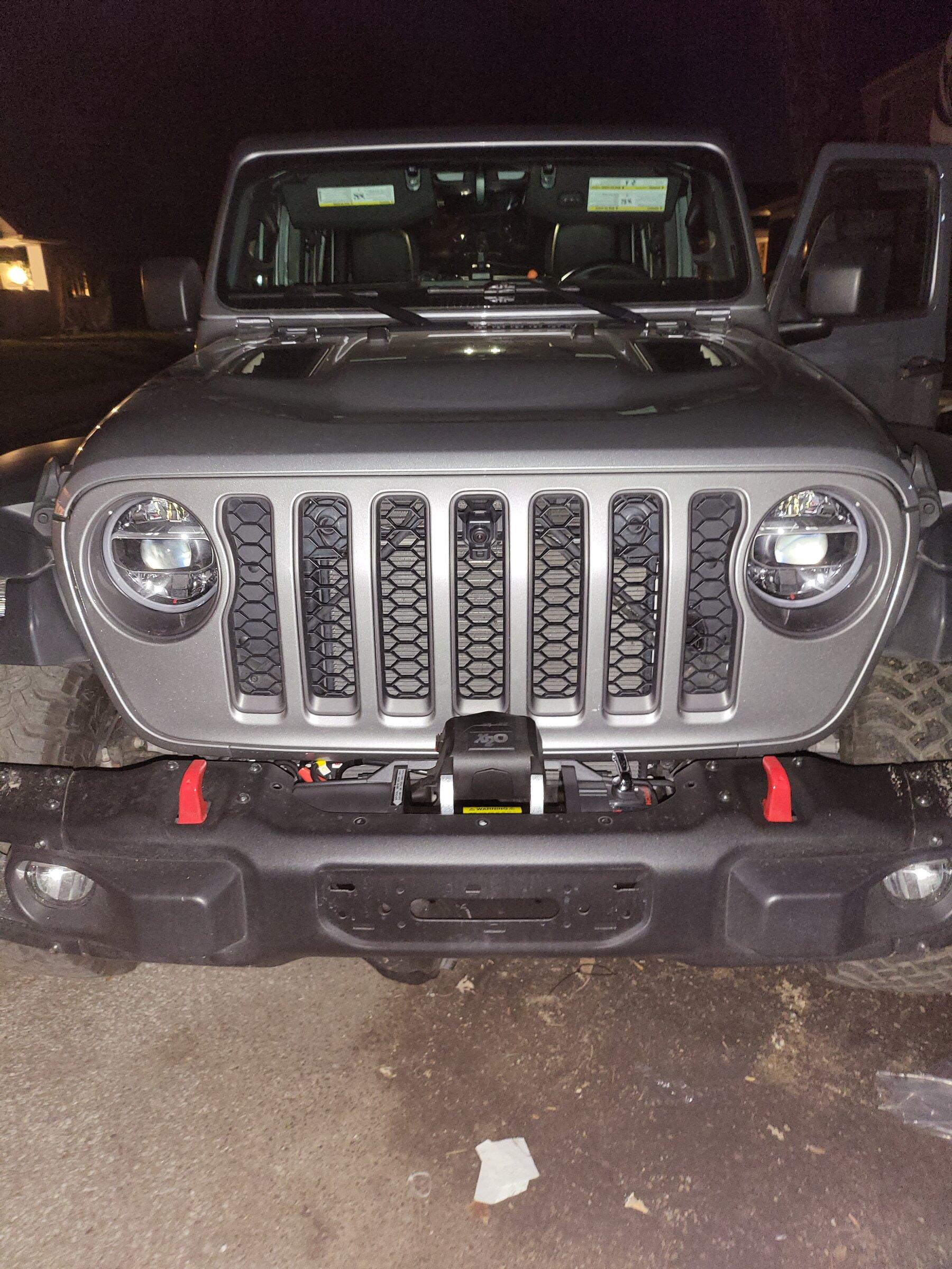 Jeep Gladiator BILLET SILVER Gladiator JT Club 20211202_190407