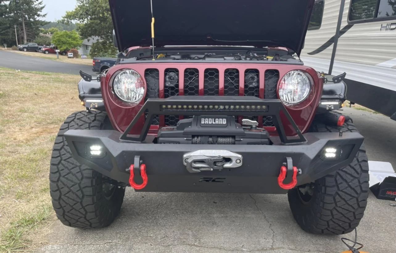Jeep Gladiator RC winch bumper A8305A23-1EF5-46E6-B381-4AF3194DB187