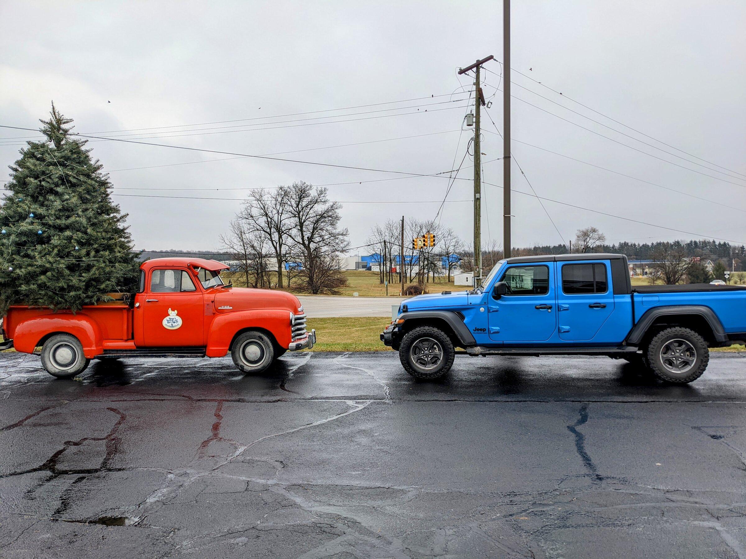 Jeep Gladiator Merry Christmas! PXL_20211225_145450828.NIGHT~2
