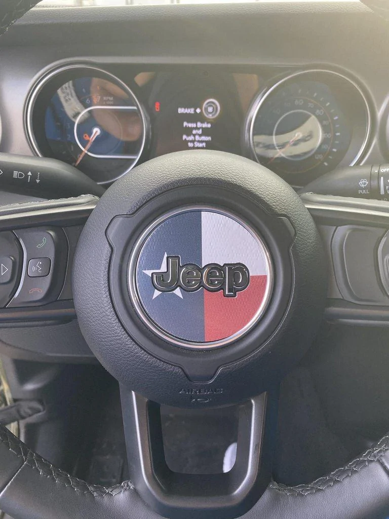 Jeep Gladiator Has anyone bought this steering wheel topo decal? G3U7x9dh