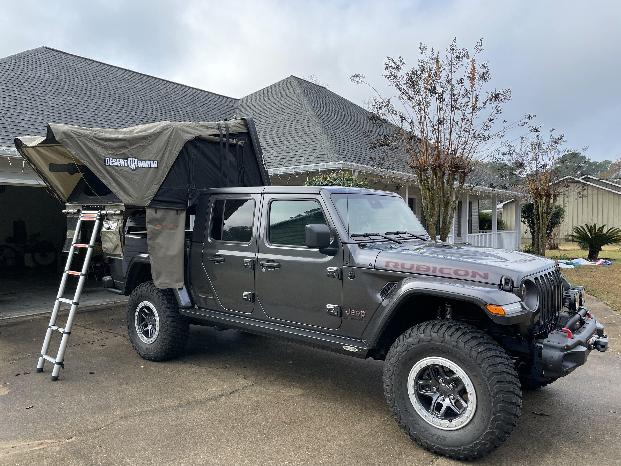 Jeep Gladiator Show off your Santa presents here 9BA8651C-843E-4F53-8651-9C656F014224