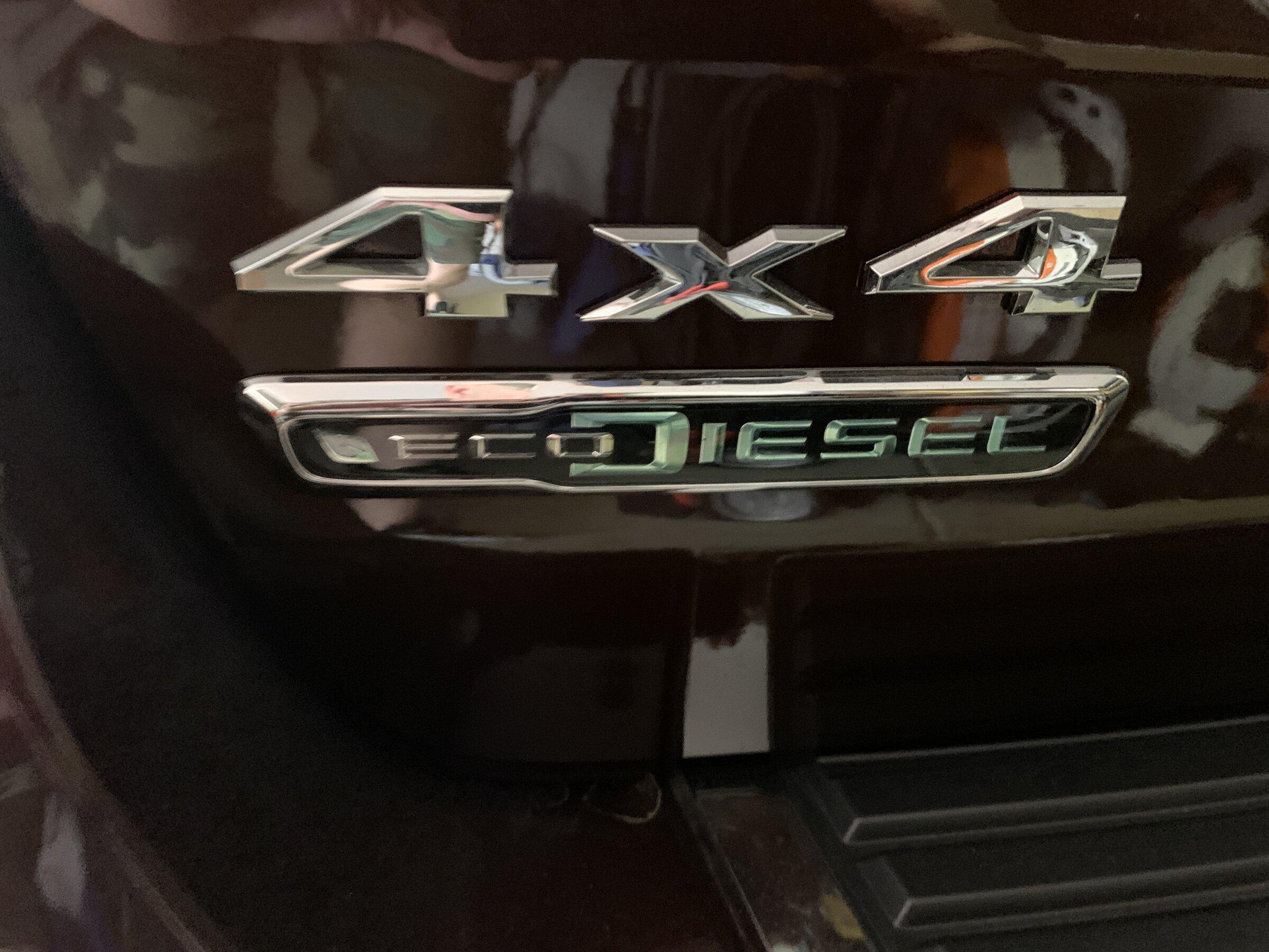 Jeep Gladiator 2022 rubicon order decision .. gas or diesel ? IMG_2260.JPG