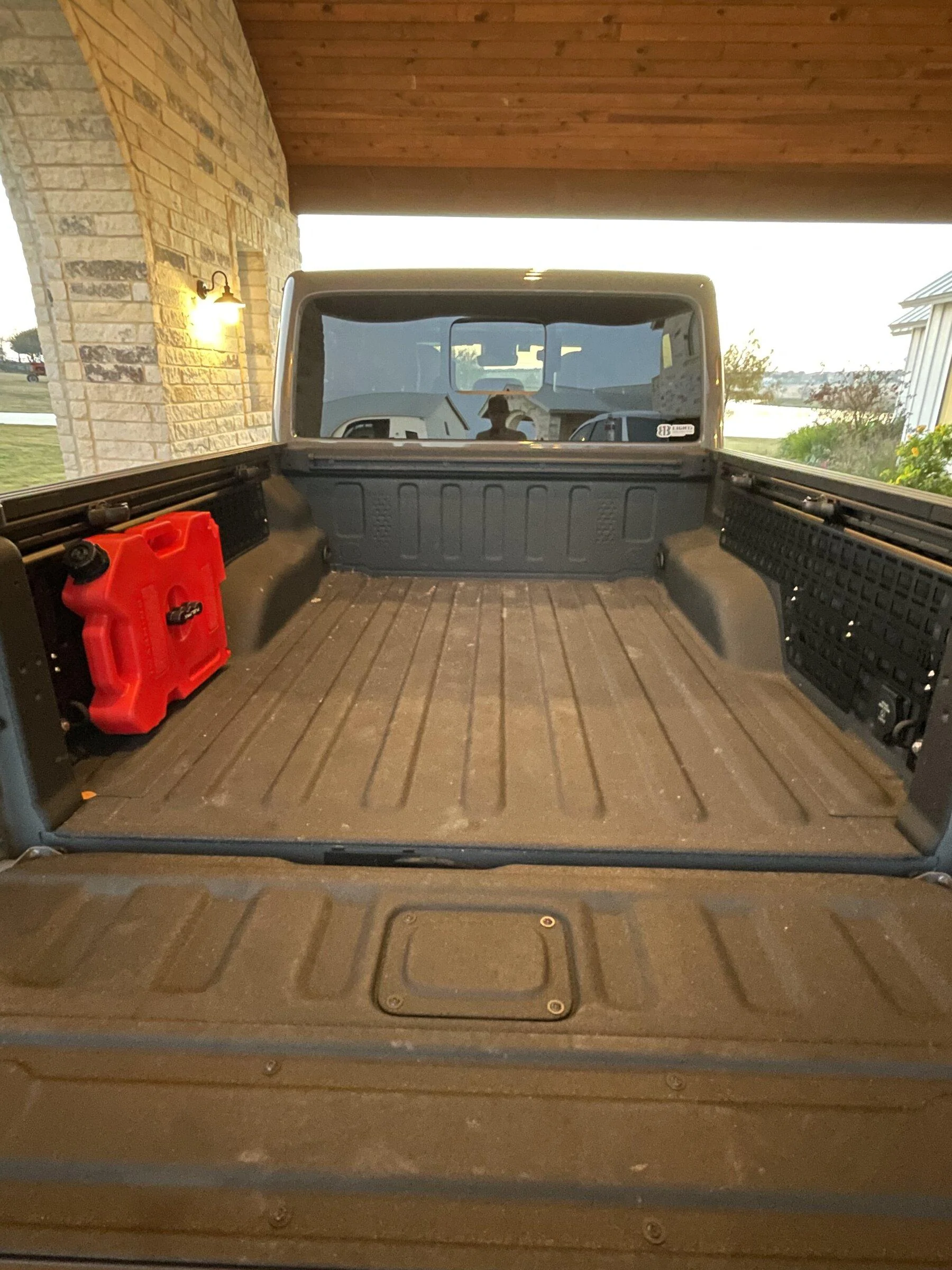 Jeep Gladiator Bed MOLLE Panels comparison chart ECE98710-172D-49C1-BB5D-6AE5754AB156