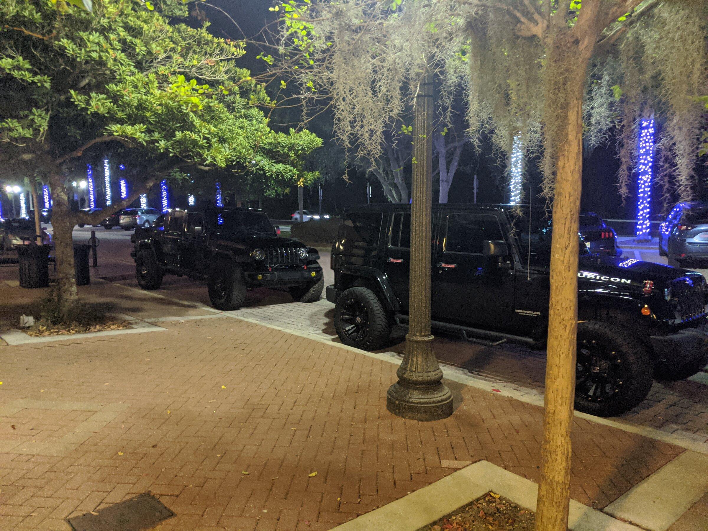 Jeep Gladiator Jeeps Parking Next To Jeeps IMG_20211227_185436
