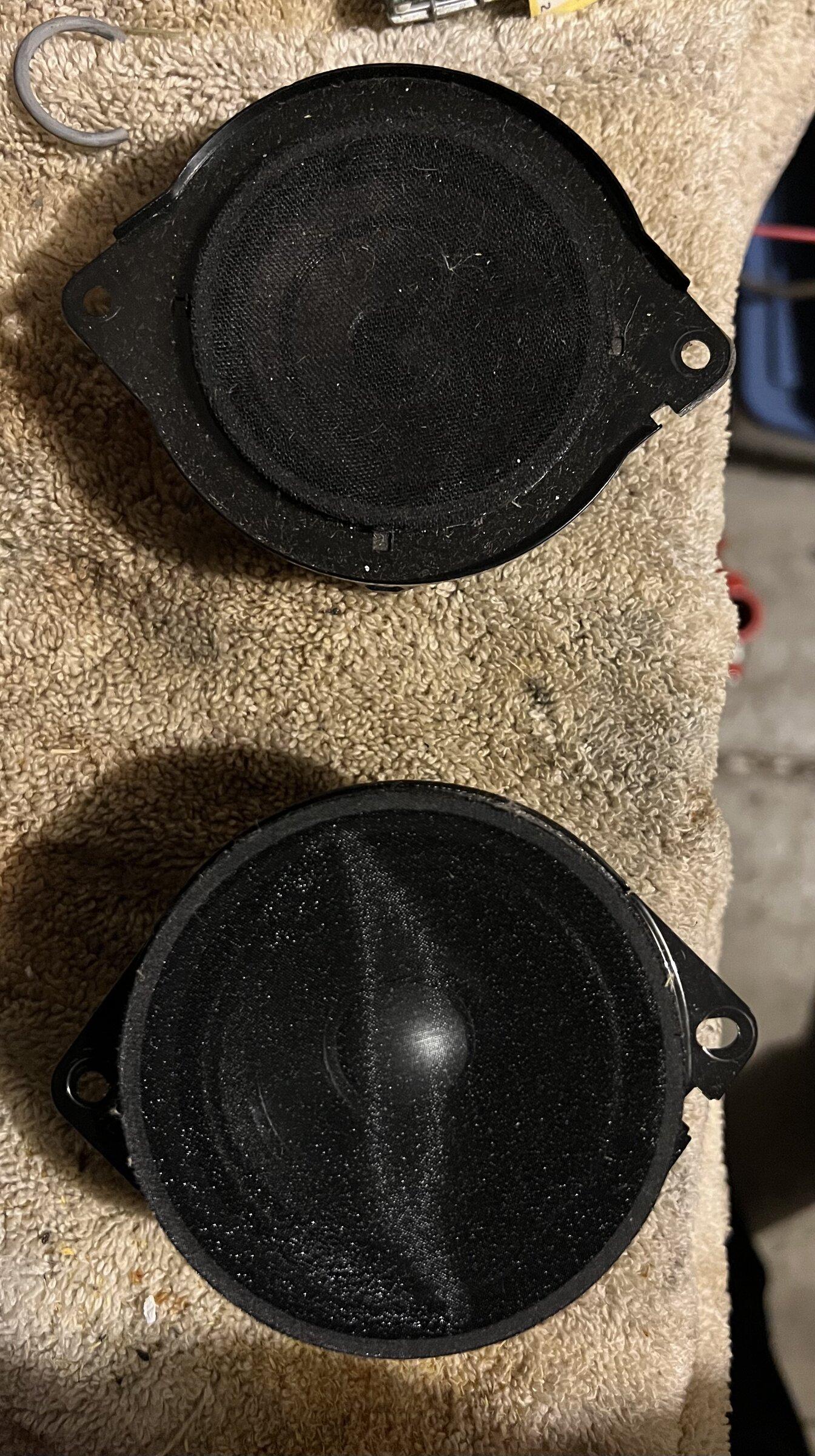 Jeep Gladiator Factory Alpine Premium sound system 7B4A74EE-CDA0-4E61-8BFE-8C416232FFF0