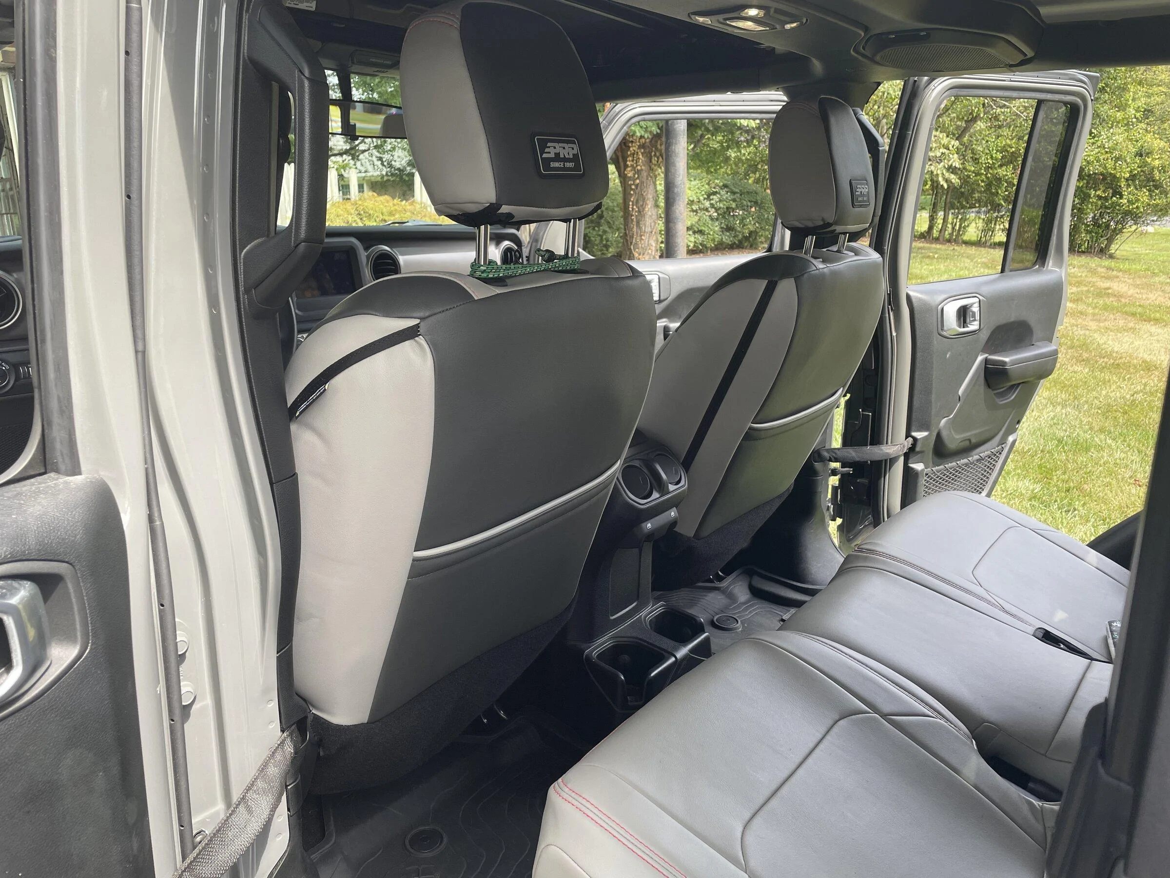 Jeep Gladiator Best seat covers for the Gladiator? 0CDB0898-875A-4720-A007-C2DE28D2817D