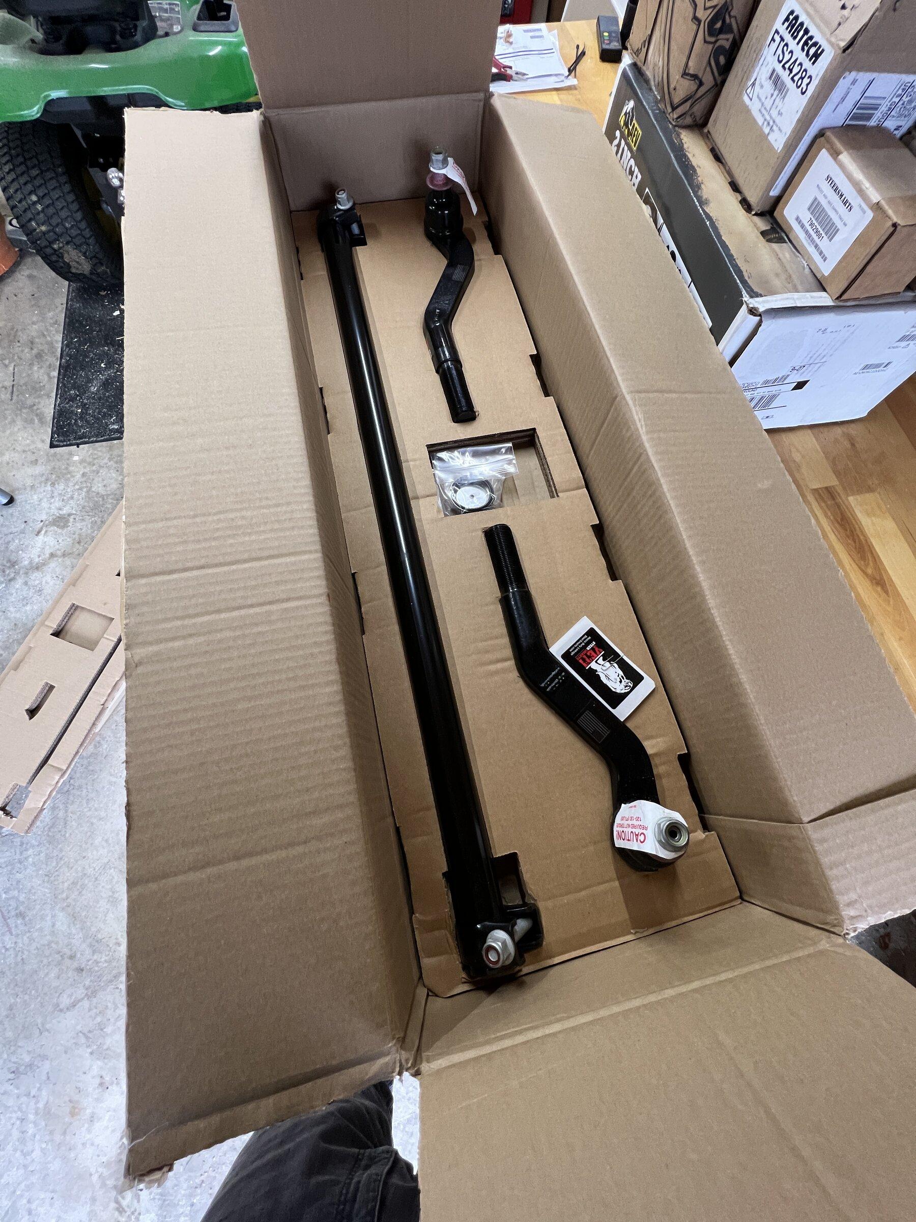 Jeep Gladiator AEV 2" Spacer Kit, Steer Smarts Tie Rod, Teraflex Rear Track Bar Bracket, Fabtech Shock Extensions IMG_0388.JPG