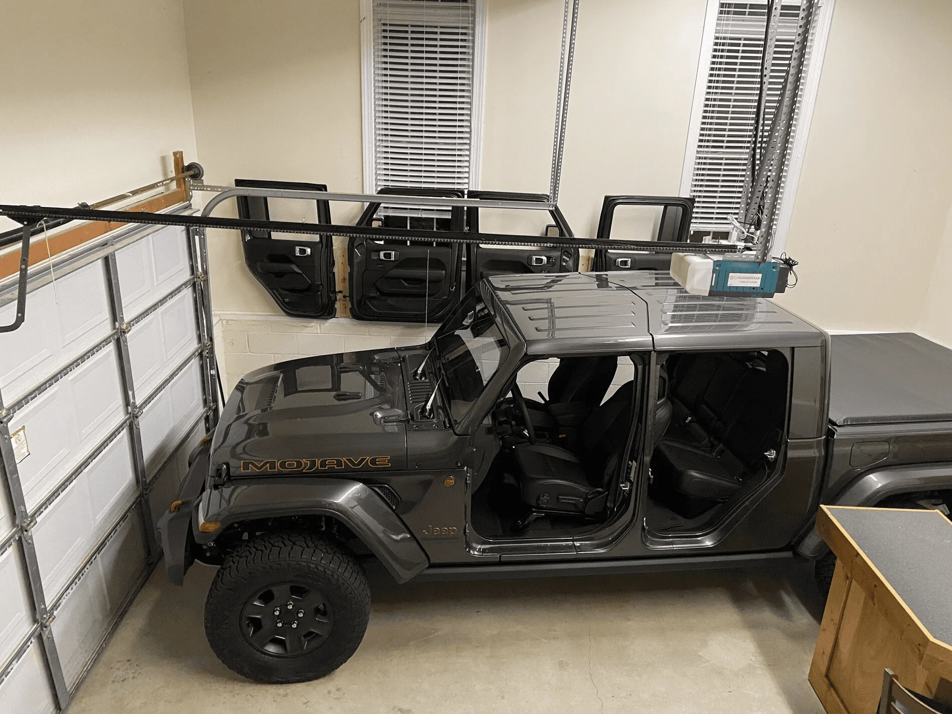 Jeep Gladiator Garage Door with Carplay Cheap 1640812830005