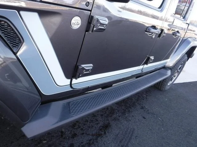 Jeep Gladiator 'Retro' Graphics Option? 91b0217beca40cd1336c445c889c80e5
