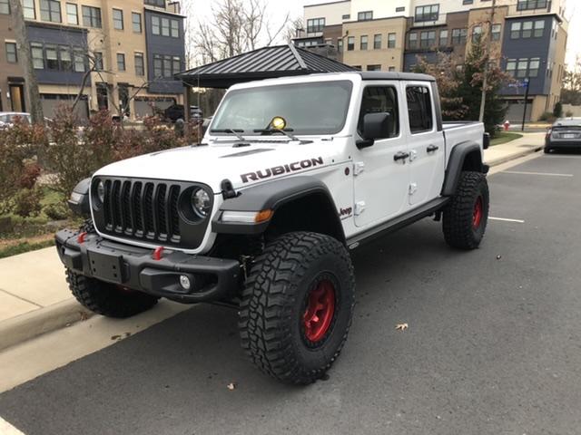 Jeep Gladiator Transitioned from 2019 JLUR to a new 2021 JTRD 3EC3FB26-65A4-44AF-A479-D1F95A9D5CBB