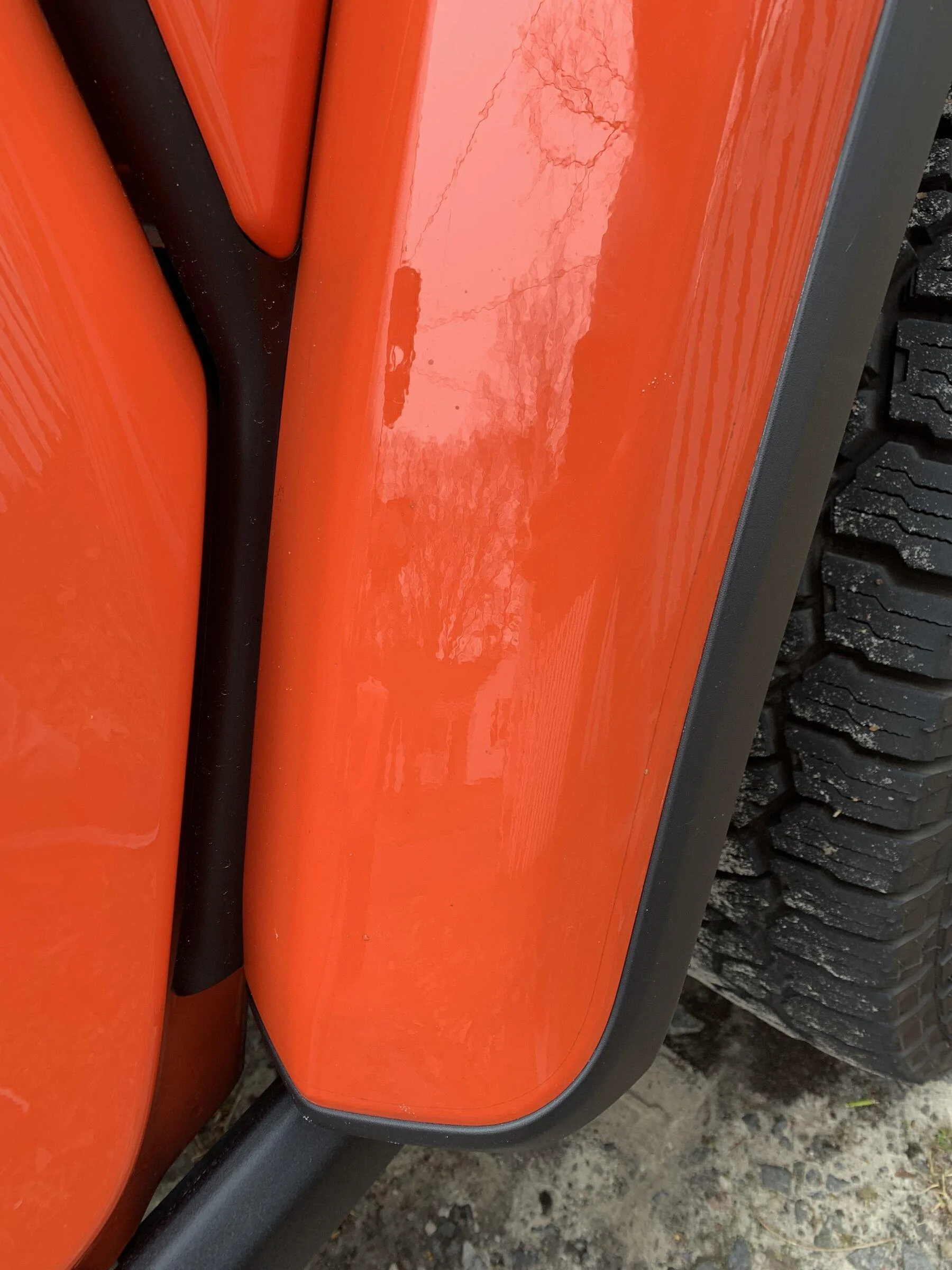 Jeep Gladiator Door hinges chipped up ? IMG_1889