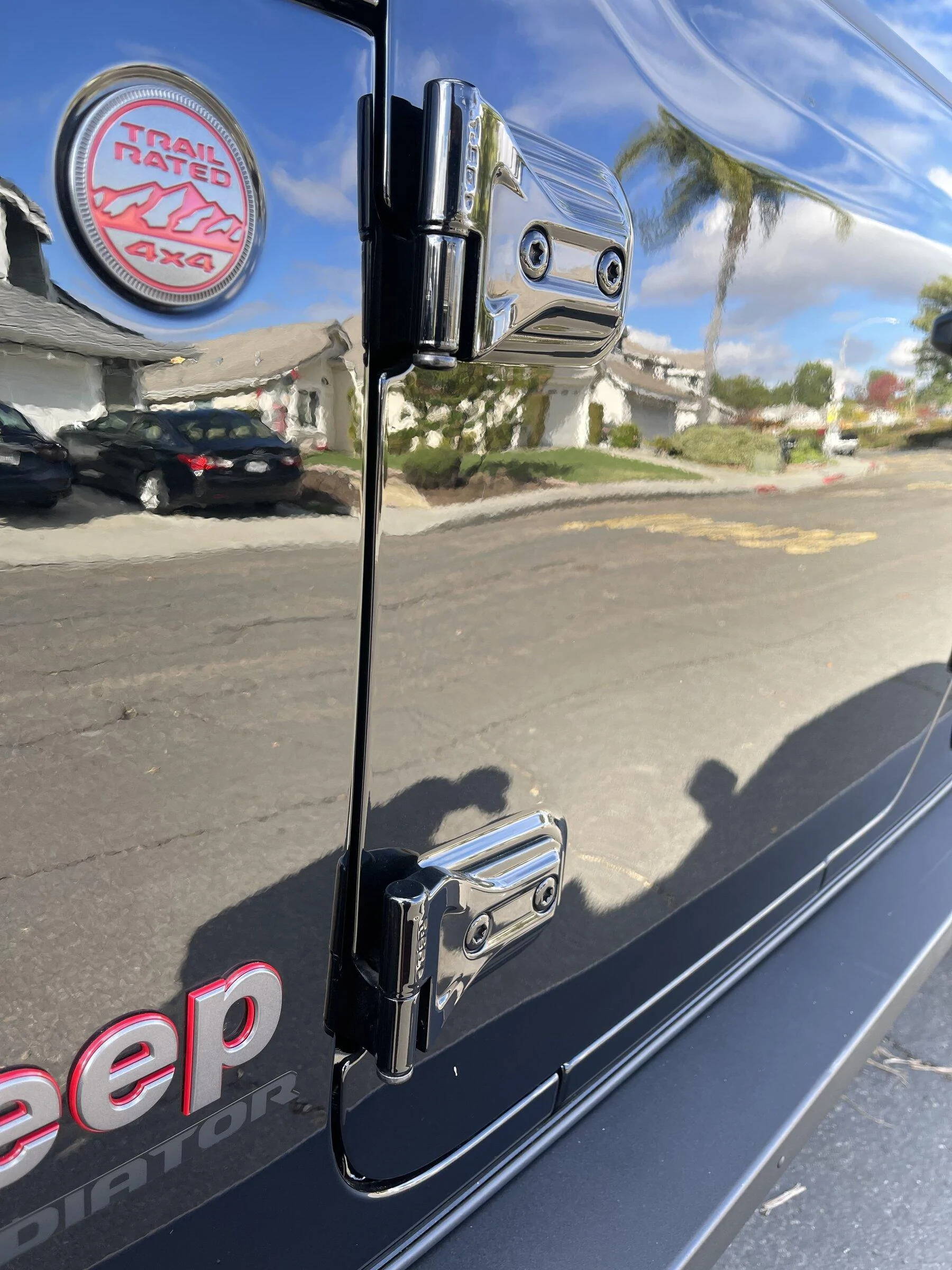 Jeep Gladiator Door hinges chipped up ? C2EF09C9-6994-4CC1-8170-E7A81058A00B