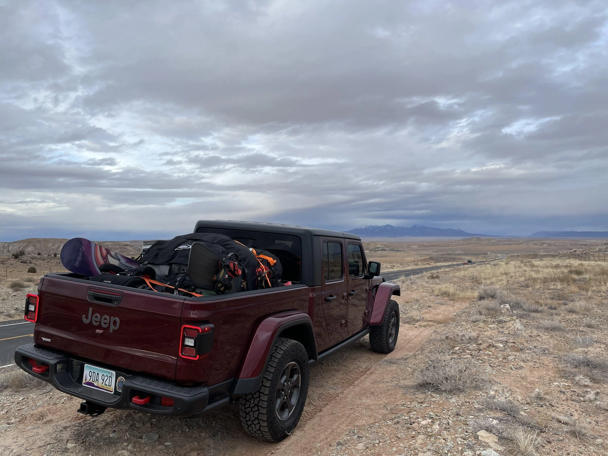 Jeep Gladiator Snazzberry Gladiator JT club 22D4BFBA-4F6D-4840-866C-1D2882214ECC