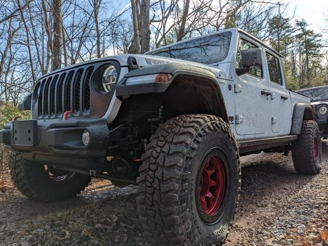 Jeep Gladiator Transitioned from 2019 JLUR to a new 2021 JTRD F0CAB20E-006B-4205-A716-D12D5CB678D1
