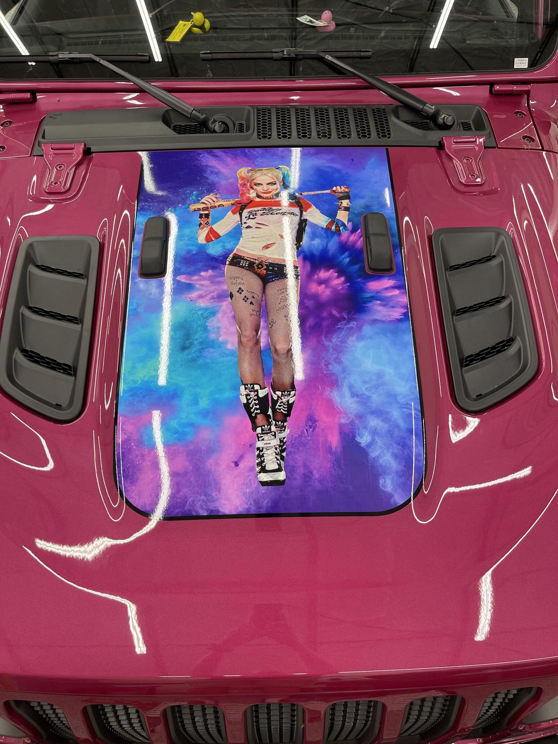 Jeep Gladiator Hood graphics - Mojave, Rubicon and Sport/Overland:  photos and info Harley Quinn 02.JPG
