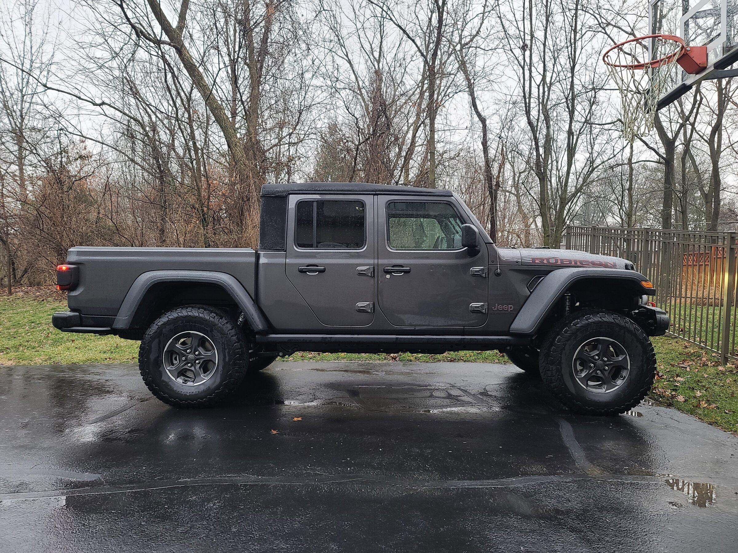 Jeep Gladiator Teraflex 1.5" leveling kit with Mopar lift kit? 20211227_090531