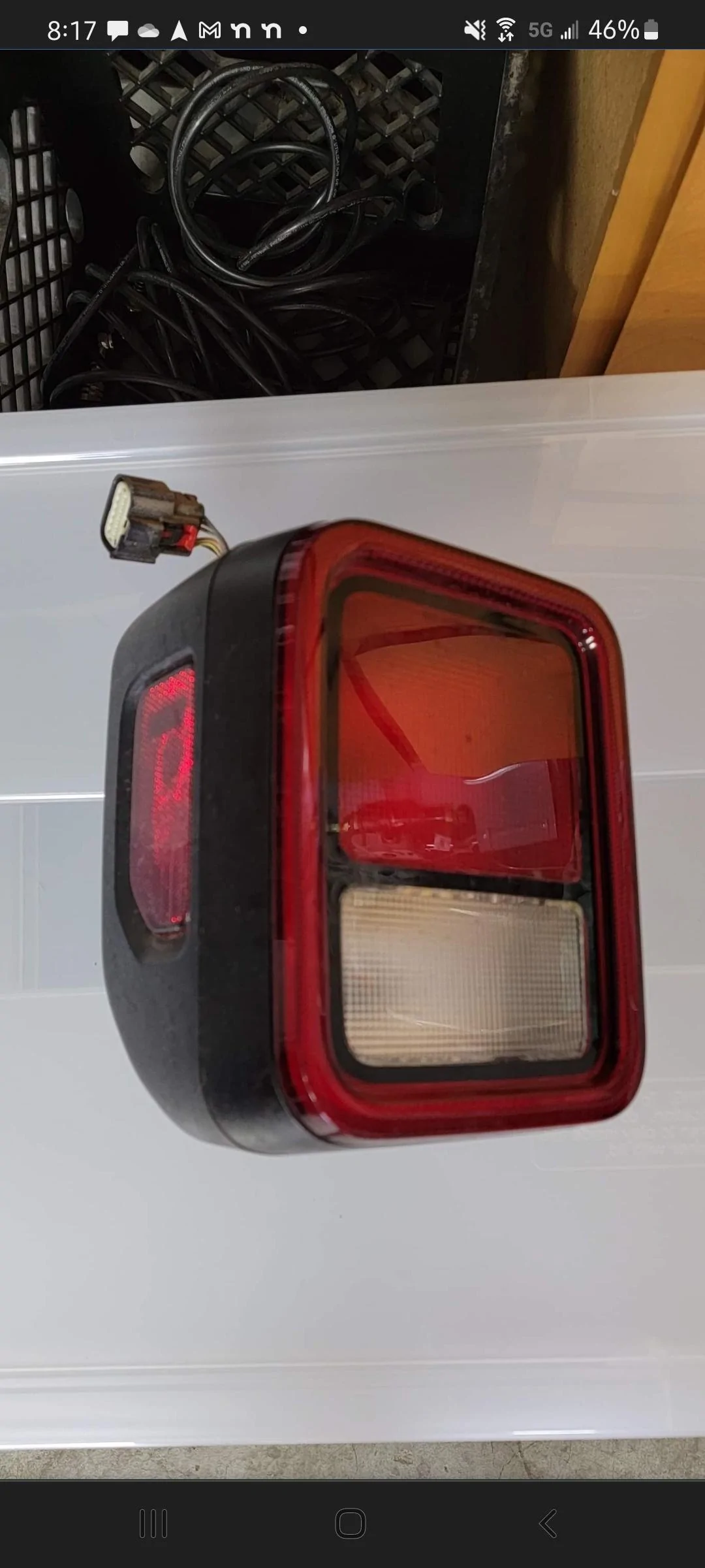 Jeep Gladiator Stock Driver side tail light Screenshot_20220101-201708_Chrom