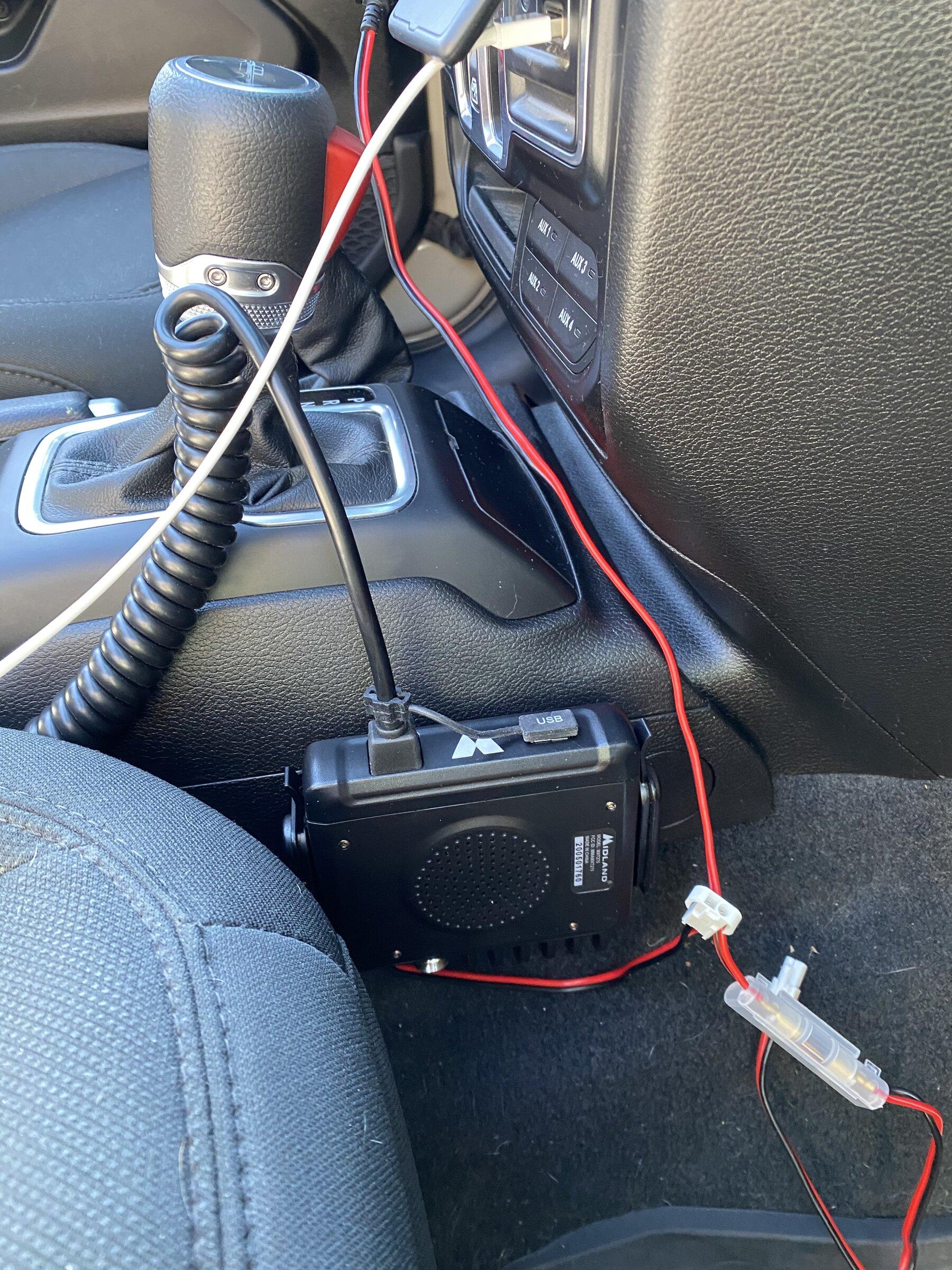 Jeep Gladiator Convince me to get a GMRS radio 5B91C2D3-1692-4B4D-AB22-E56B9227599A