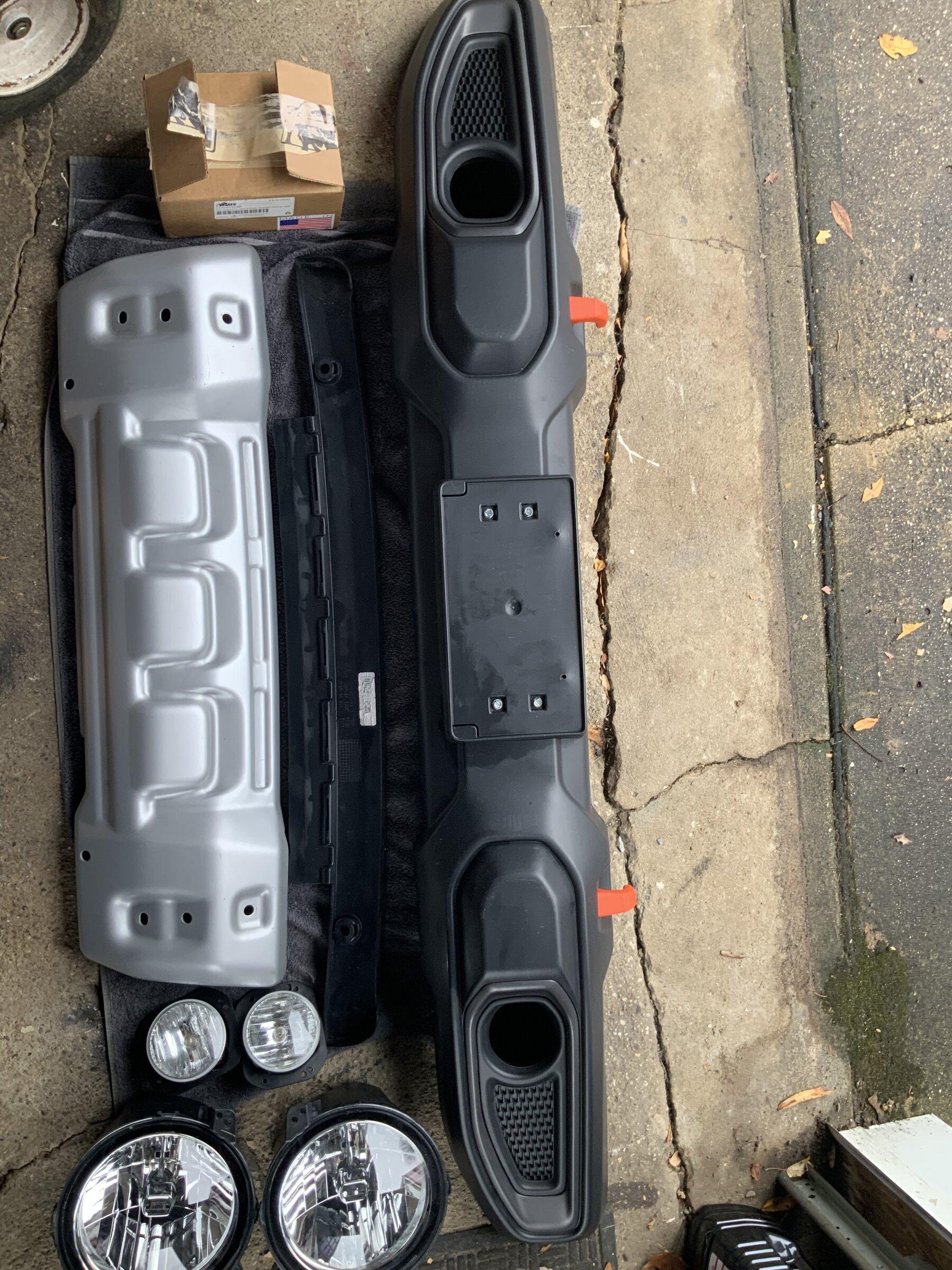 Jeep Gladiator FOR SALE 2021 JEEP GLADIATOR MOJAVE FACTORY BUMPER  &  LIGHTS 10CD9D3C-15F1-4CCE-8656-91B08123222C