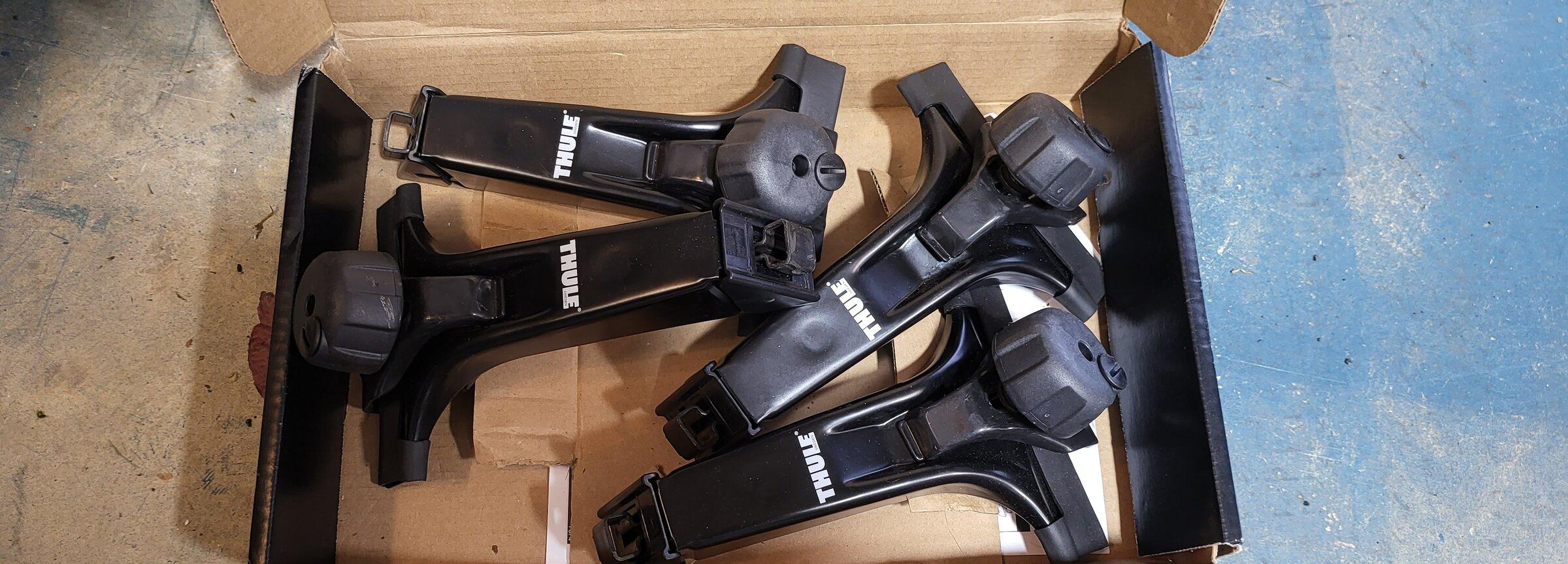 Jeep Gladiator Thule Rapid Gutter High Feet 20220102_151812