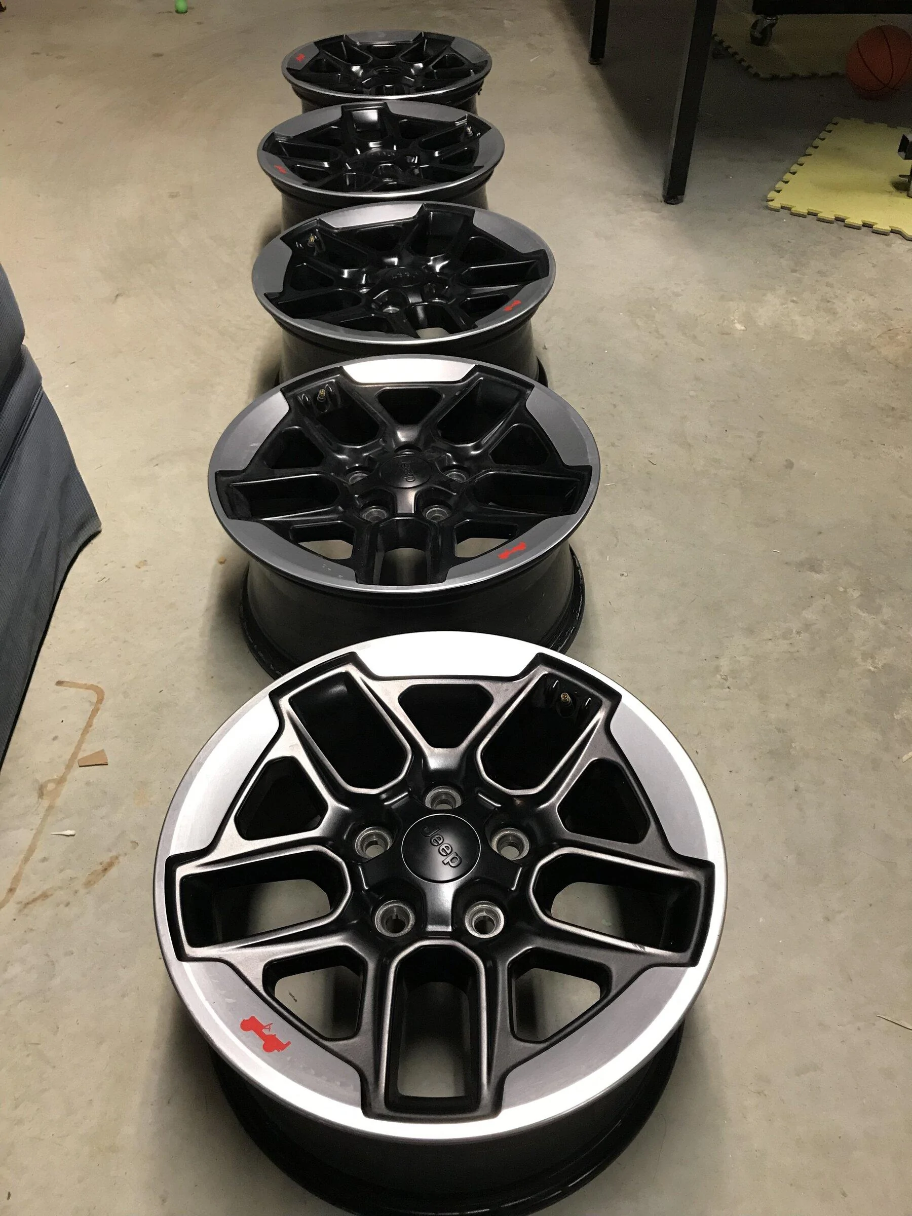 Jeep Gladiator What wheels are you putting on you JT? 0FAAEEB1-5035-4A89-854E-B7BAB29D1285