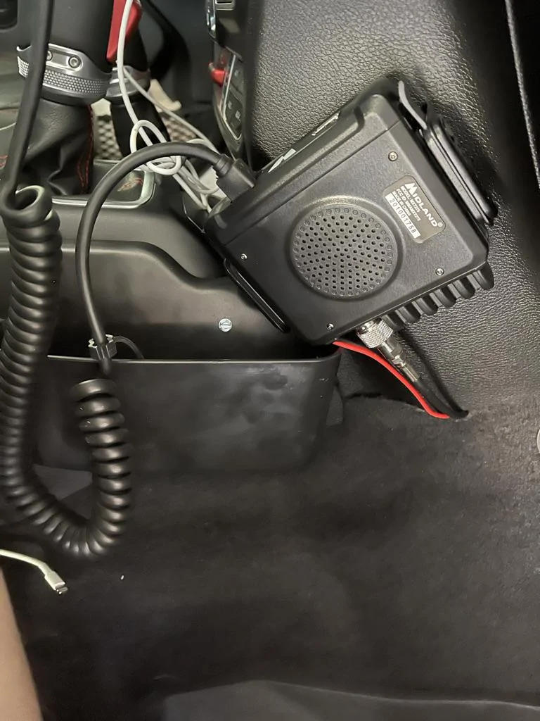 Jeep Gladiator Convince me to get a GMRS radio 1641231404027