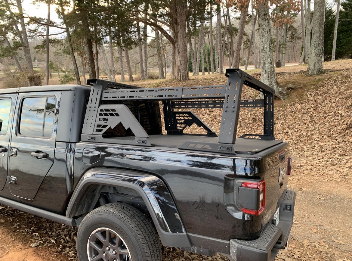 Jeep Gladiator Is it possible to install a bed rack with the BAK Revolver X4/X4s? Yes, learn how! IMG_2604
