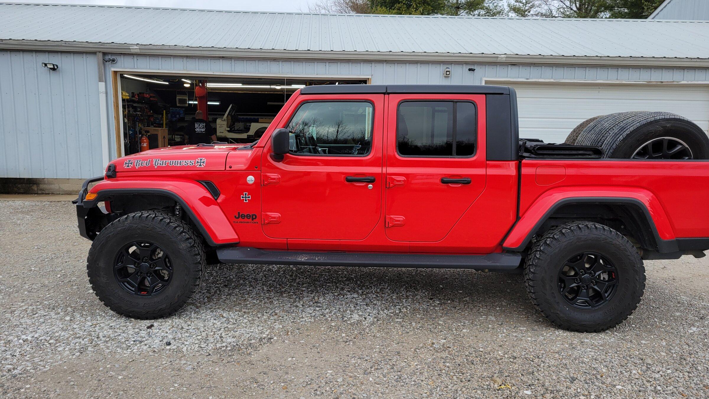 Jeep Gladiator mopar 2in lift 20211230_143257