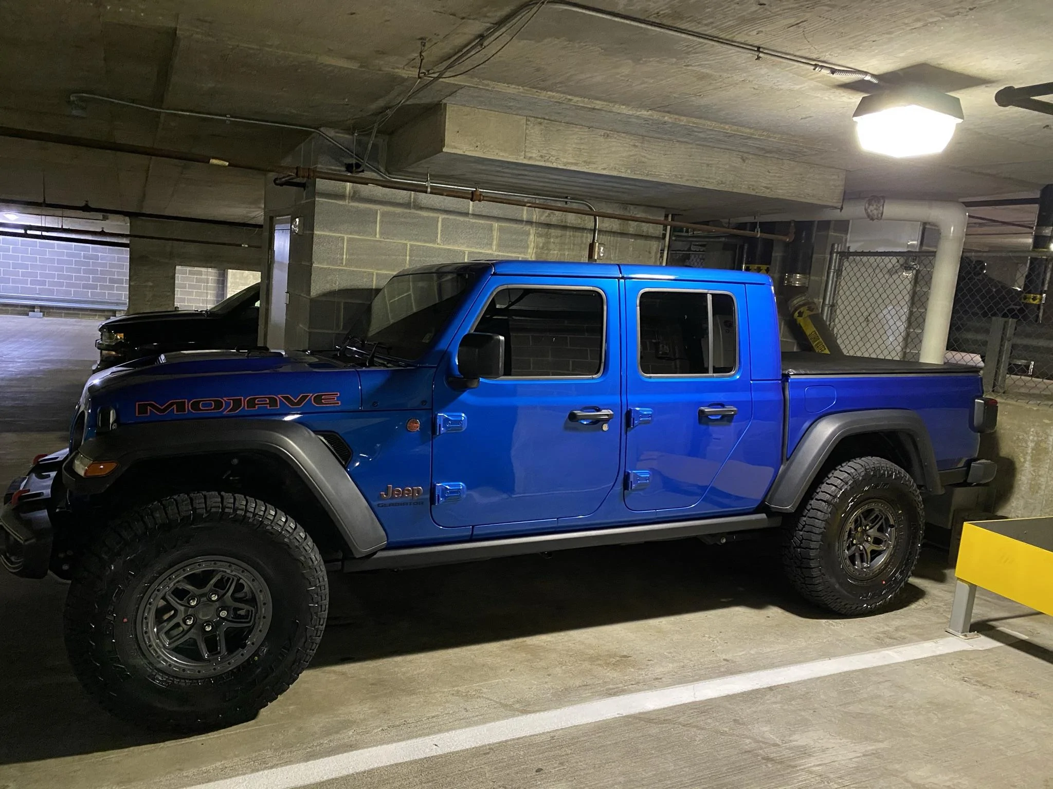 Jeep Gladiator FS: 2020 Mojave, S/C, 37’s, built, $55k A3720675-049A-40EC-973F-BC879DAC15DA