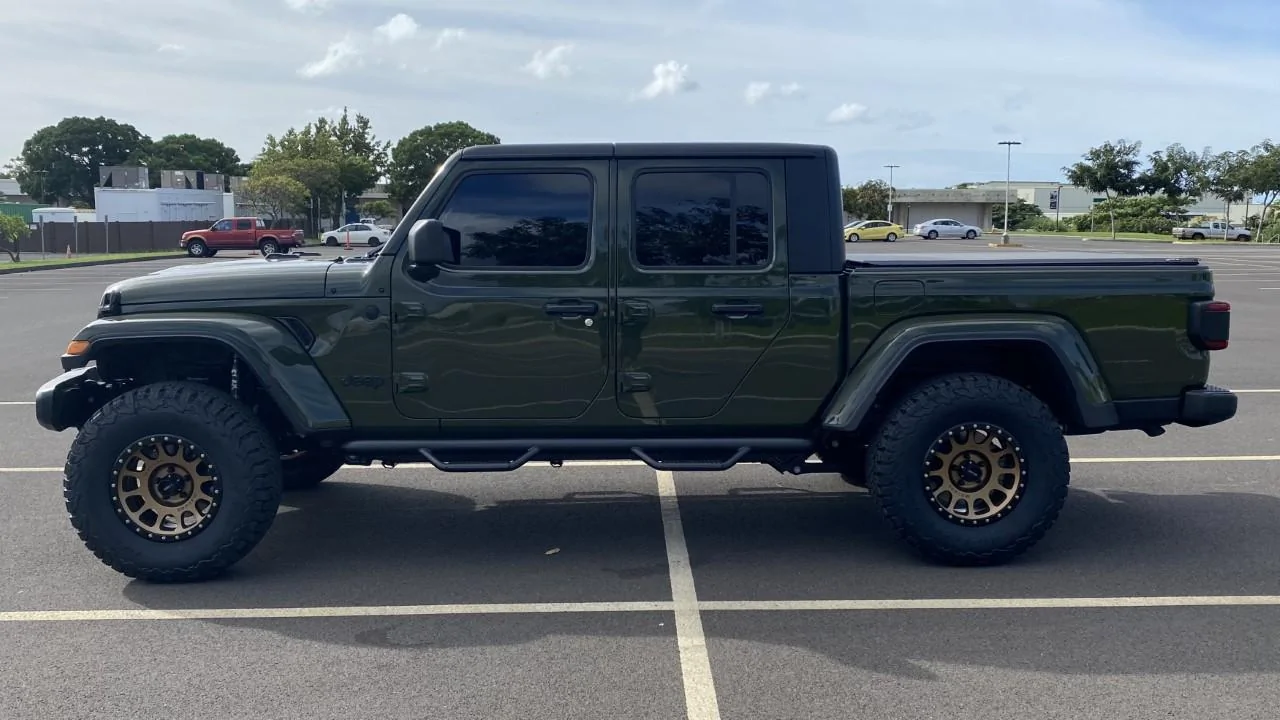 Jeep Gladiator SARGE GREEN Gladiator club Lift Sid