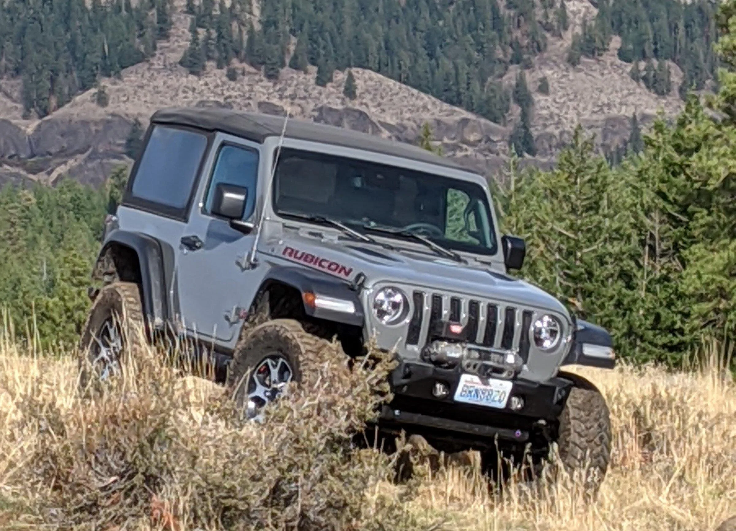 Jeep Gladiator Before and after PXL_20201017_204106007 (1)