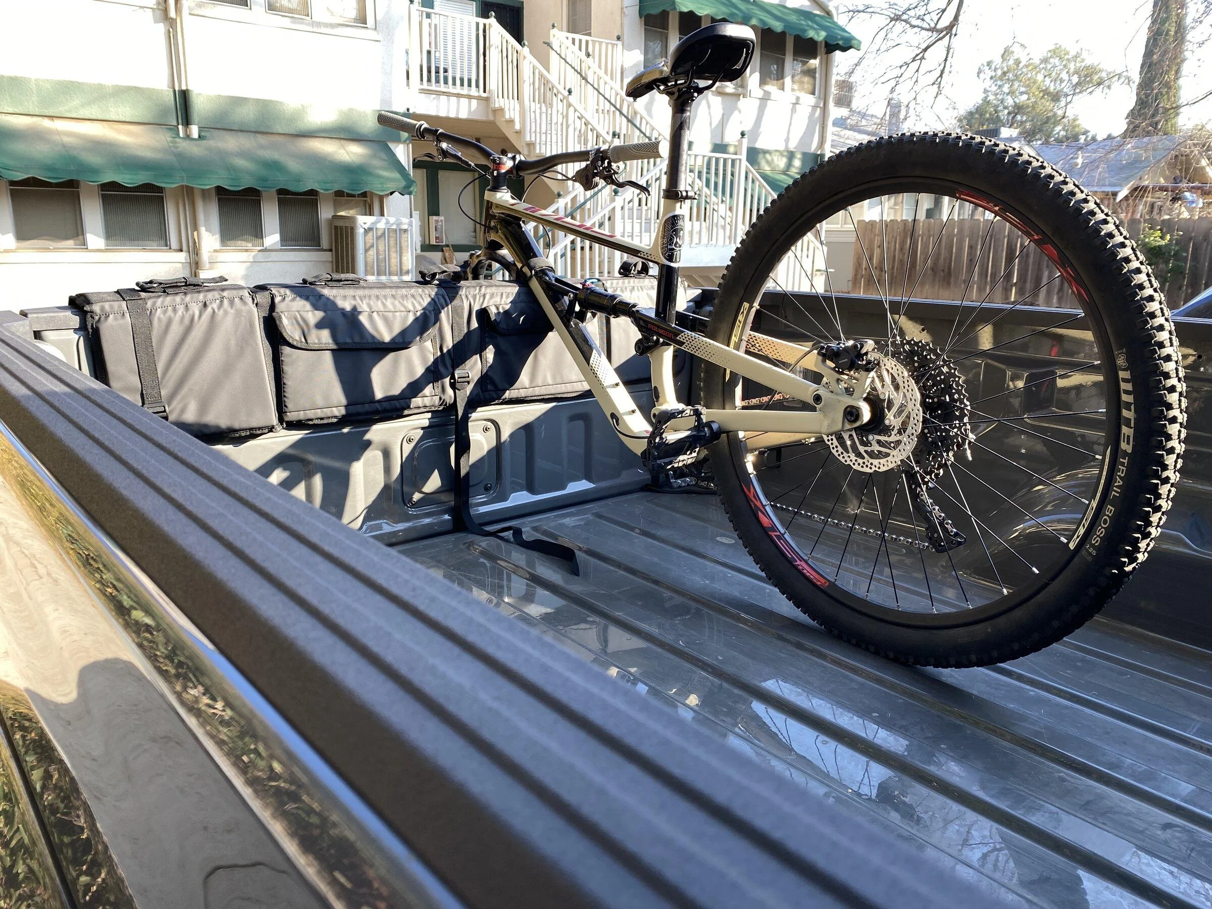 Jeep Gladiator Product Review: Himal Tailgate Mtn Bike Pad A2A7C702-E936-465A-905F-F495F9C86B19