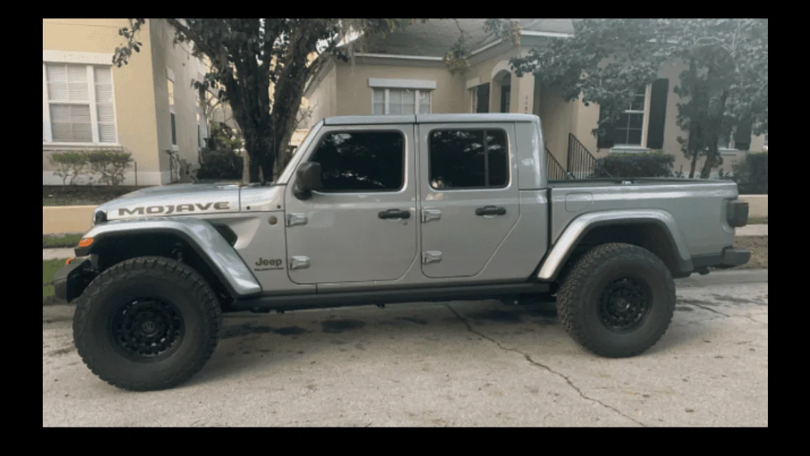 Jeep Gladiator SARGE GREEN Gladiator club 54C06A7B-94FE-4C8F-997B-11D435AA0A37