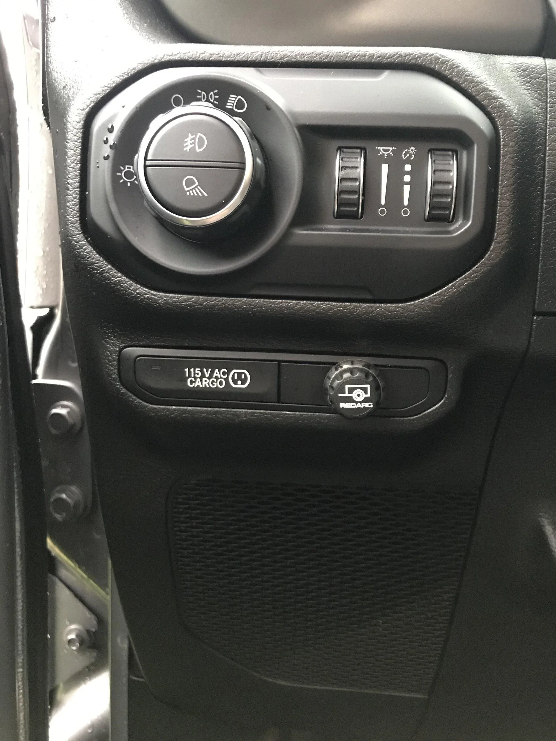 Jeep Gladiator Redarc Brake Controller Install Location 9D0A7C0F-5606-46AA-833D-48F0C46FED29