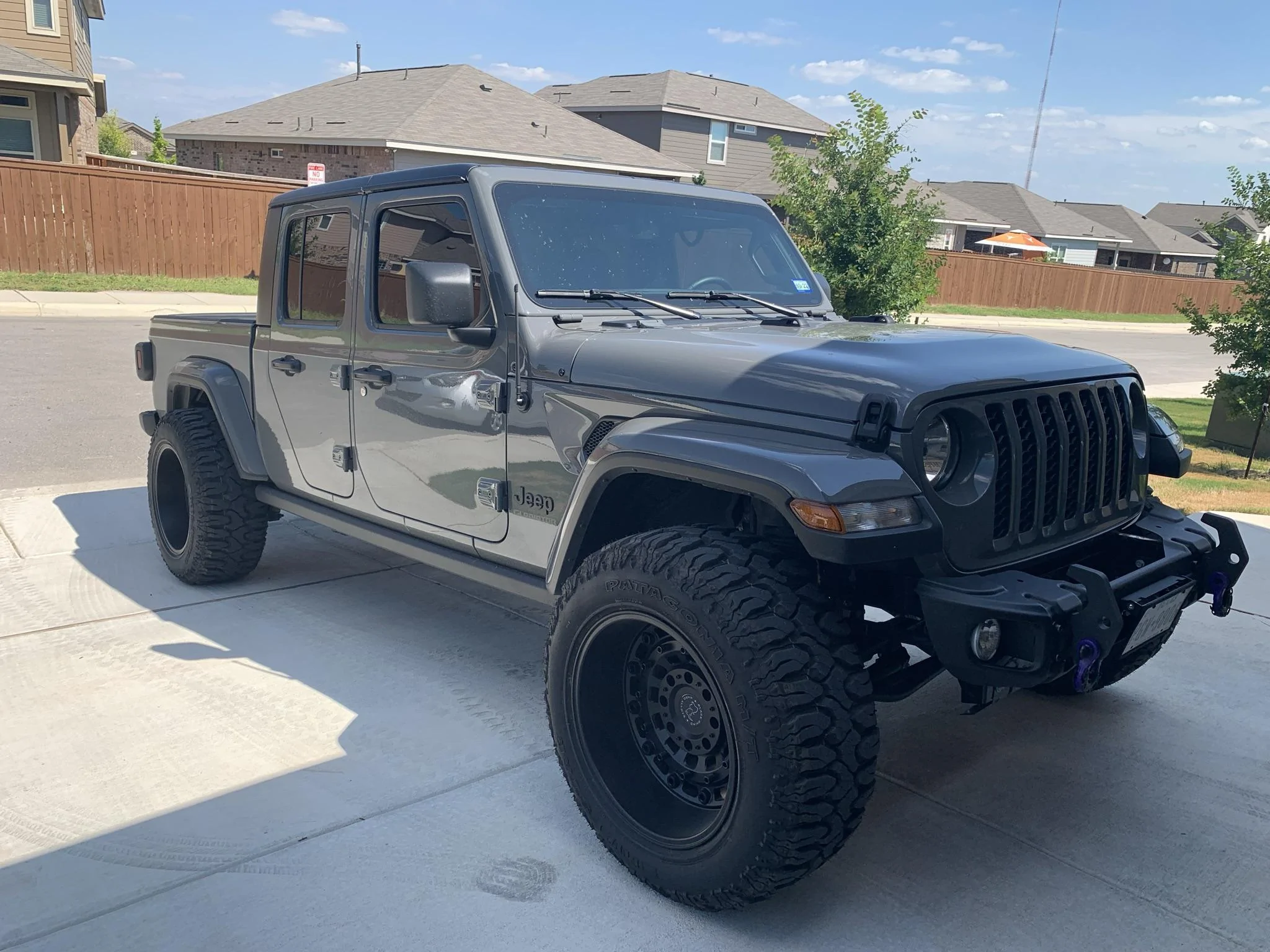 Jeep Gladiator Black Rhino Arsenal 20x12 & 35s DBB034B3-73F4-428F-82BF-65F428B45C69