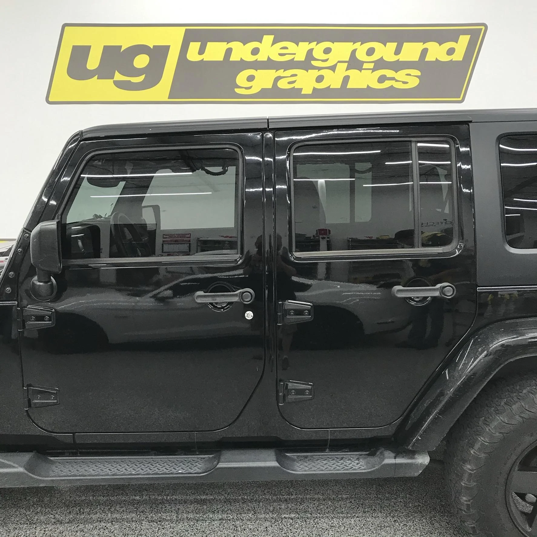 Jeep Gladiator Keyhole Covers (decals) keyhole cover 01