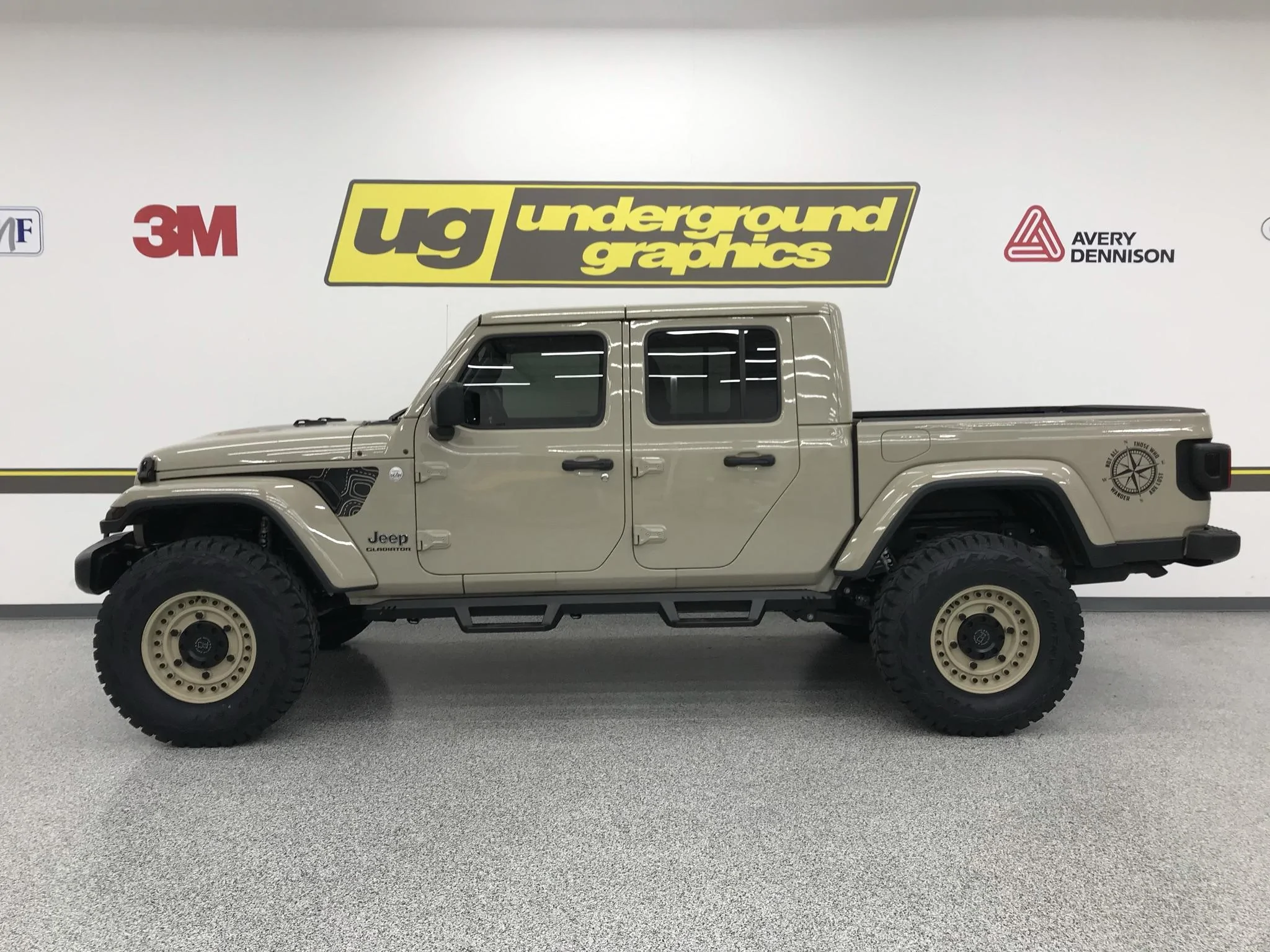 Jeep Gladiator The Wanderer Kit (topographical design):  photos and info Wanderer 08