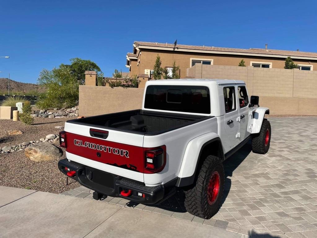 Jeep Gladiator On the Rocks kit:  photos and info on the rocvks custom 04.JPG